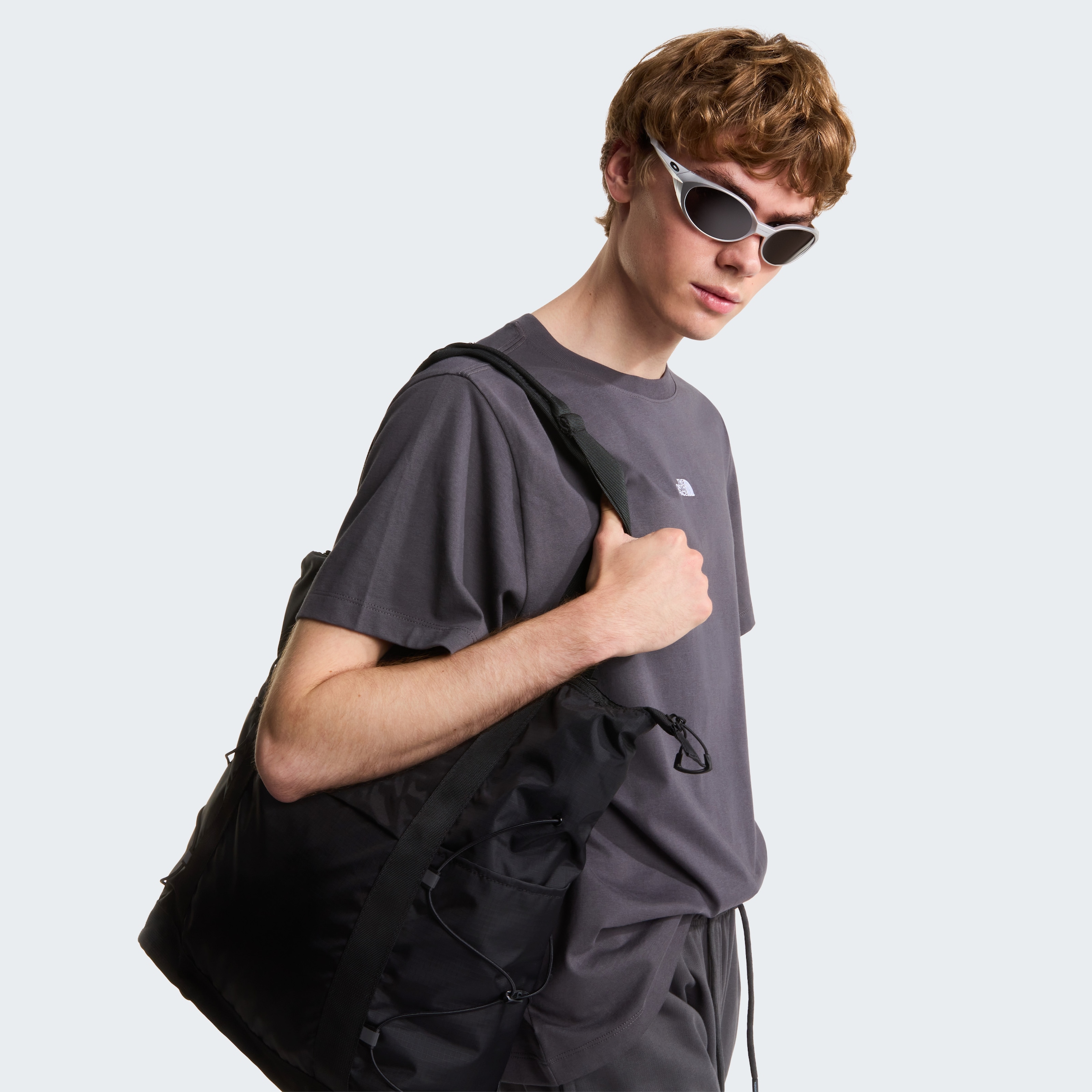 The North Face T-Shirt »M ESSENTIAL CENTER LOGO RELAXED SHORT SLEEVE TEE« lockere Passform, Kurzarm, für Sportmode und Outdoormode