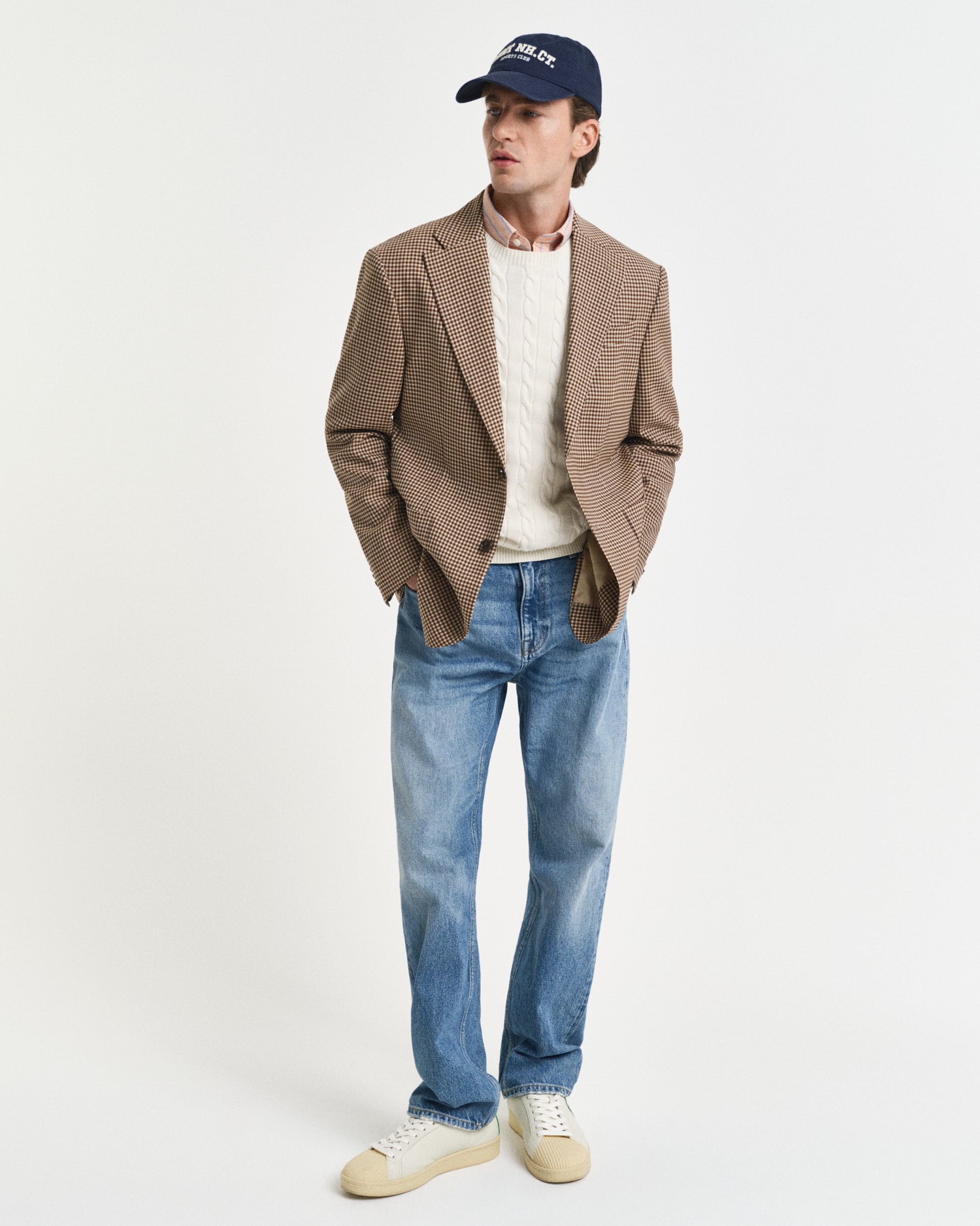 Gant Strickpullover »COTTON CABLE C-NECK«, mit Wappen-Logostickerei auf der Brust