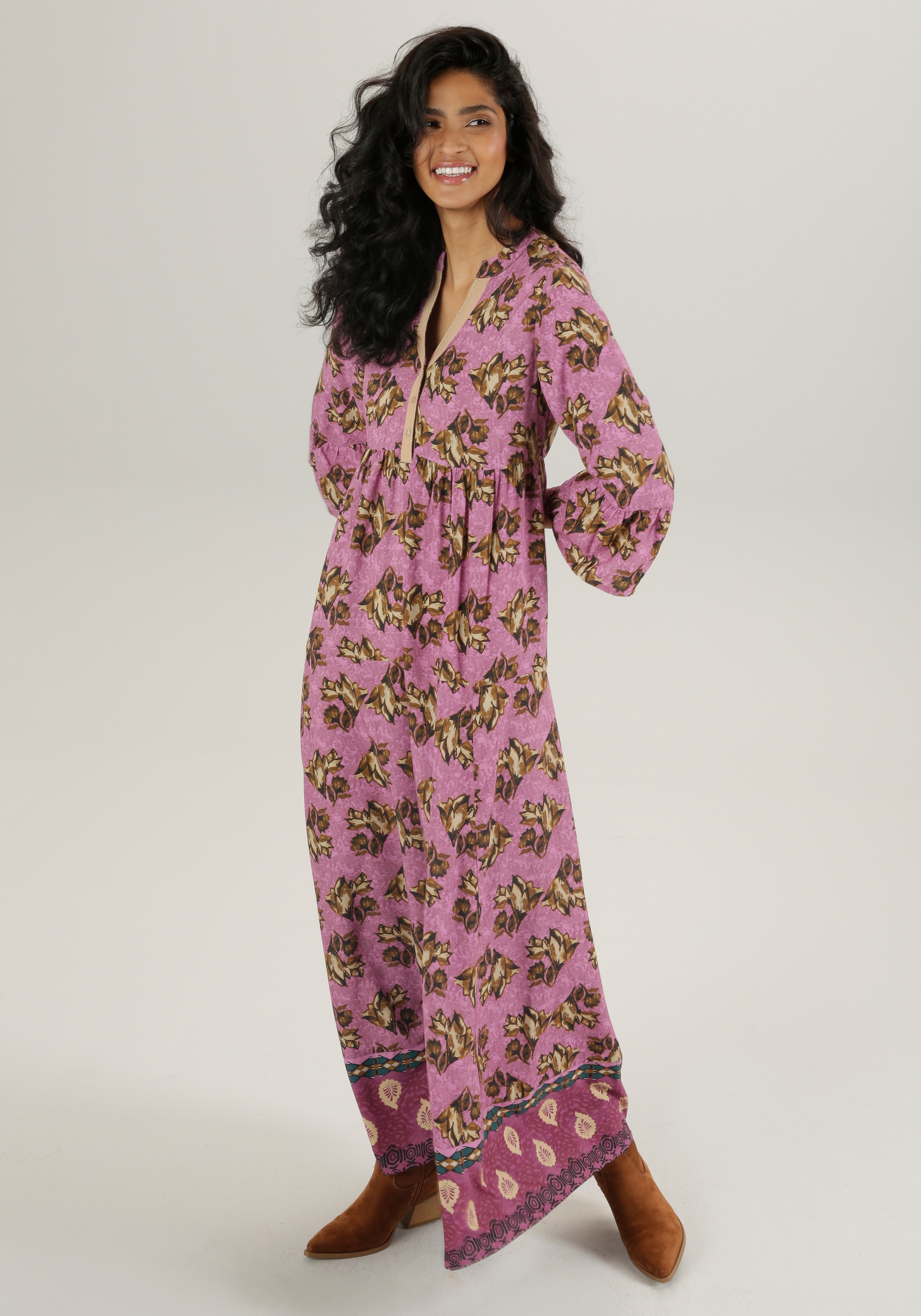 Aniston SELECTED Maxikleid, mit glänzender Verzierung am Ausschnitt