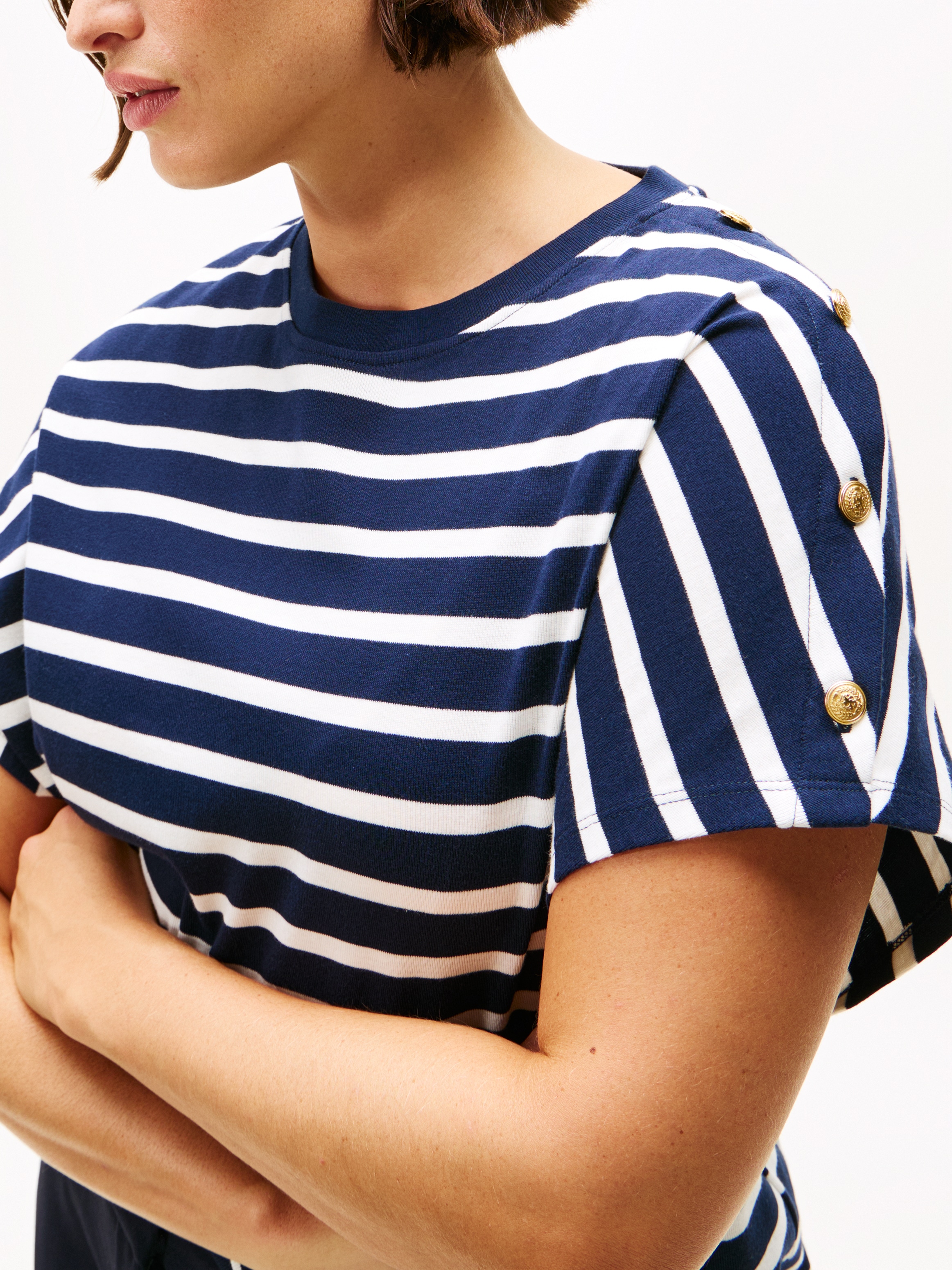 Tommy Hilfiger Curve Kurzarmshirt "CRV GOLD BUTTON SS TEE", in großen Größe günstig online kaufen
