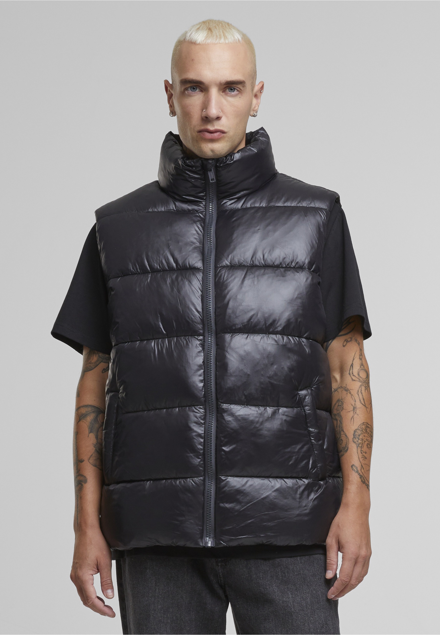 Thumbnail - URBAN CLASSICS Steppweste "Urban Classics Recycled Big Puffer Vest" 1 Stk.