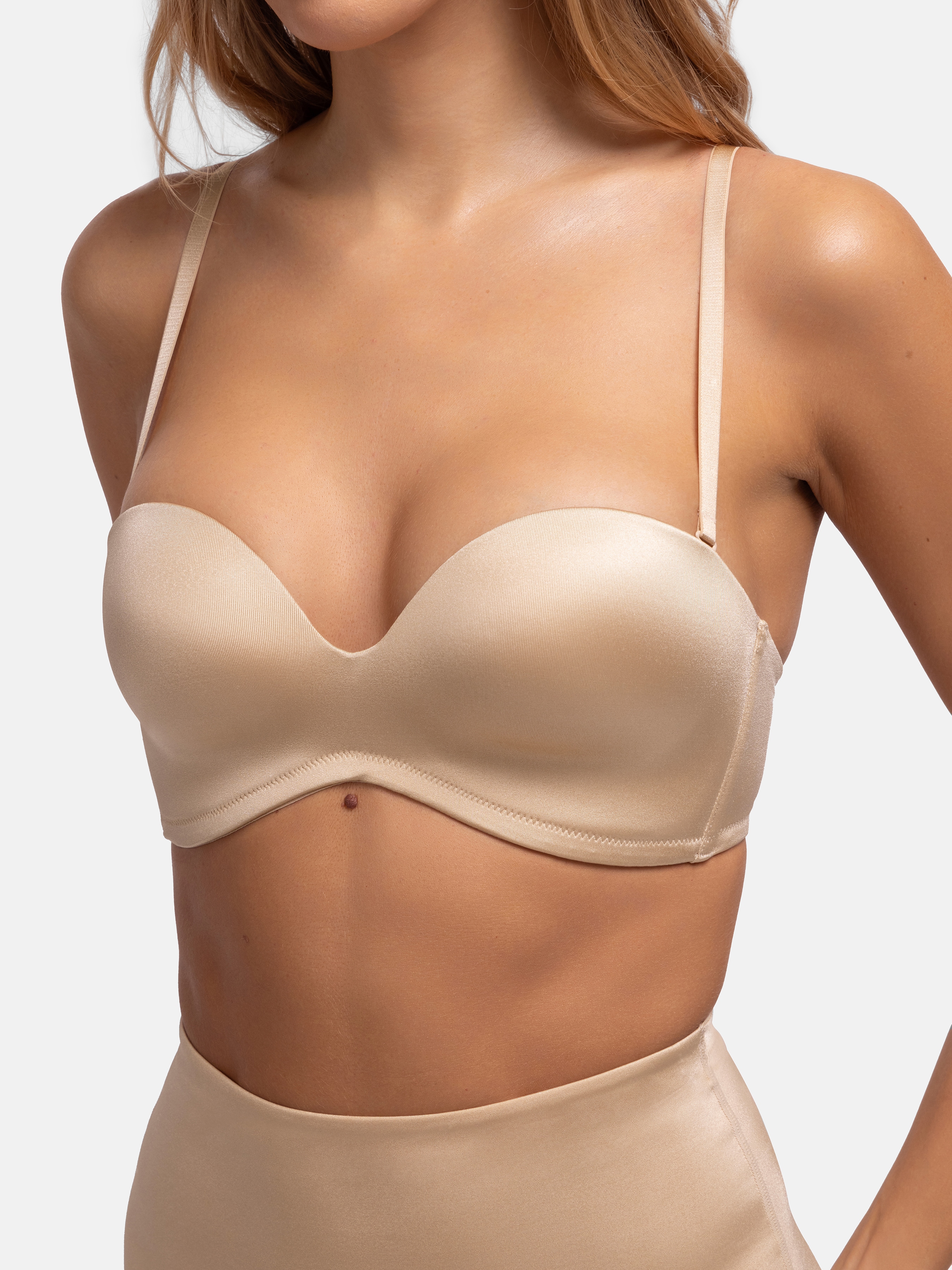 Dorina "Sublime Sculpt" weicher Stoff, modernes Design, leicht gepolstert