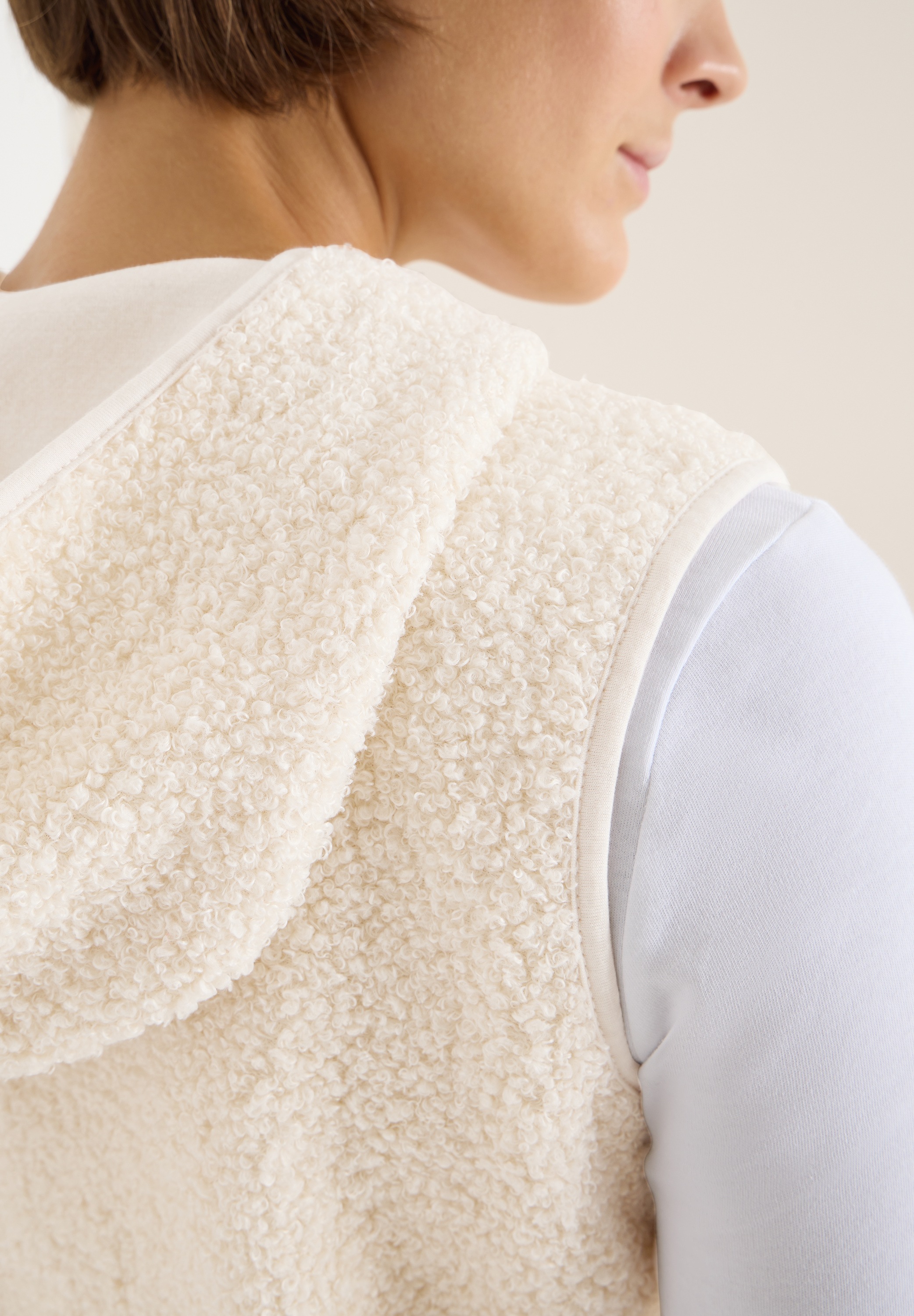 Cecil Fellweste Teddy-Weste mit Troyerkragen und Kapuze günstig online kaufen