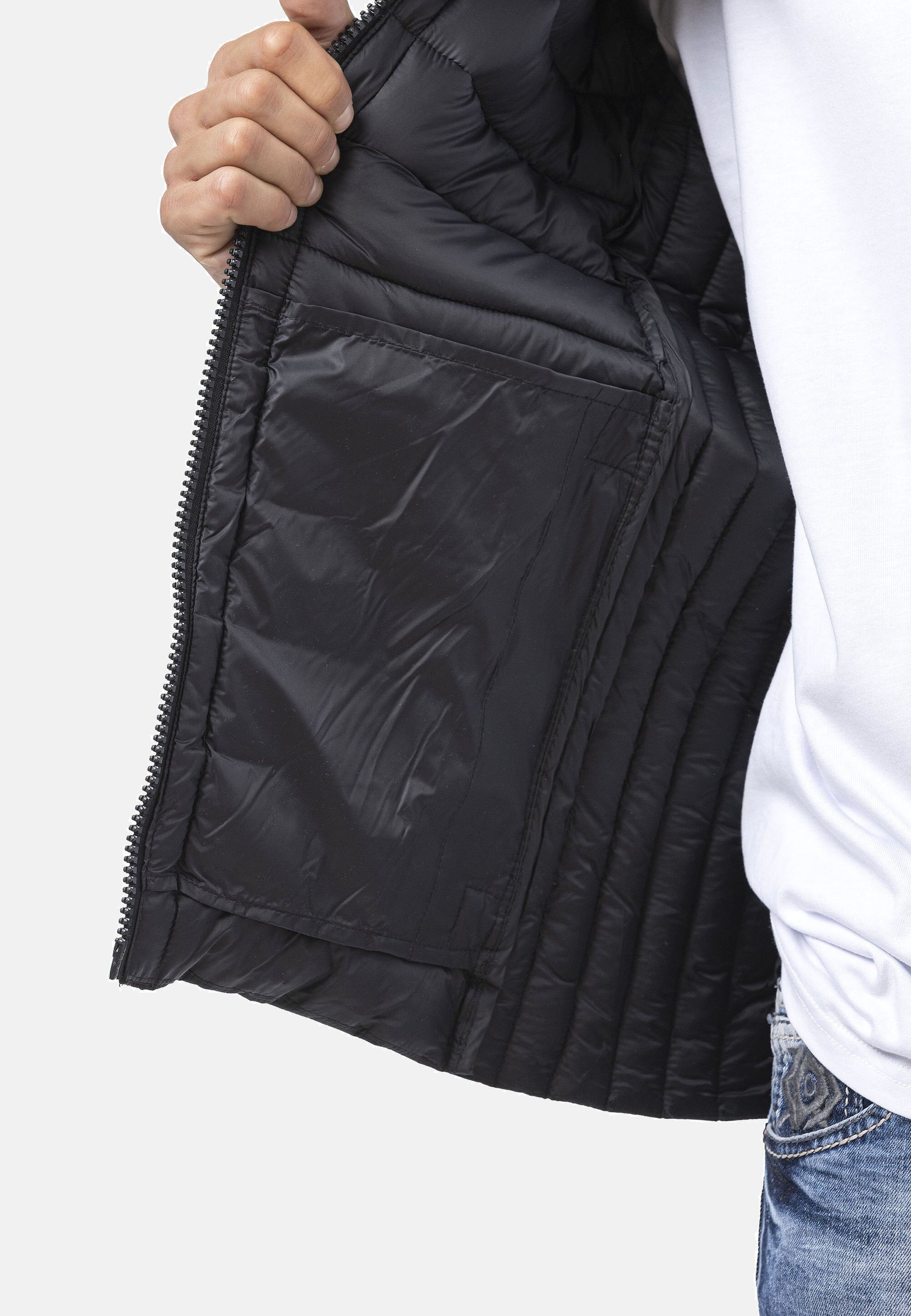 Cipo & Baxx Winterjacke »CM225« ohne Kapuze alltagstauglich mit sportlichem Design