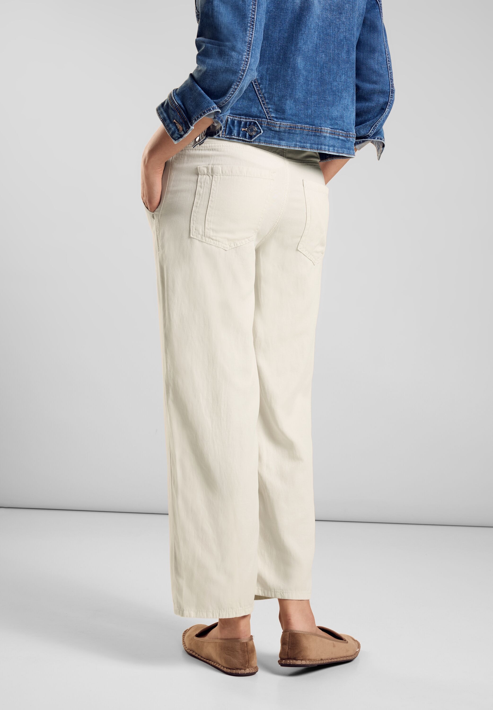 Comfort-fit-Jeans, mit Wide Legs