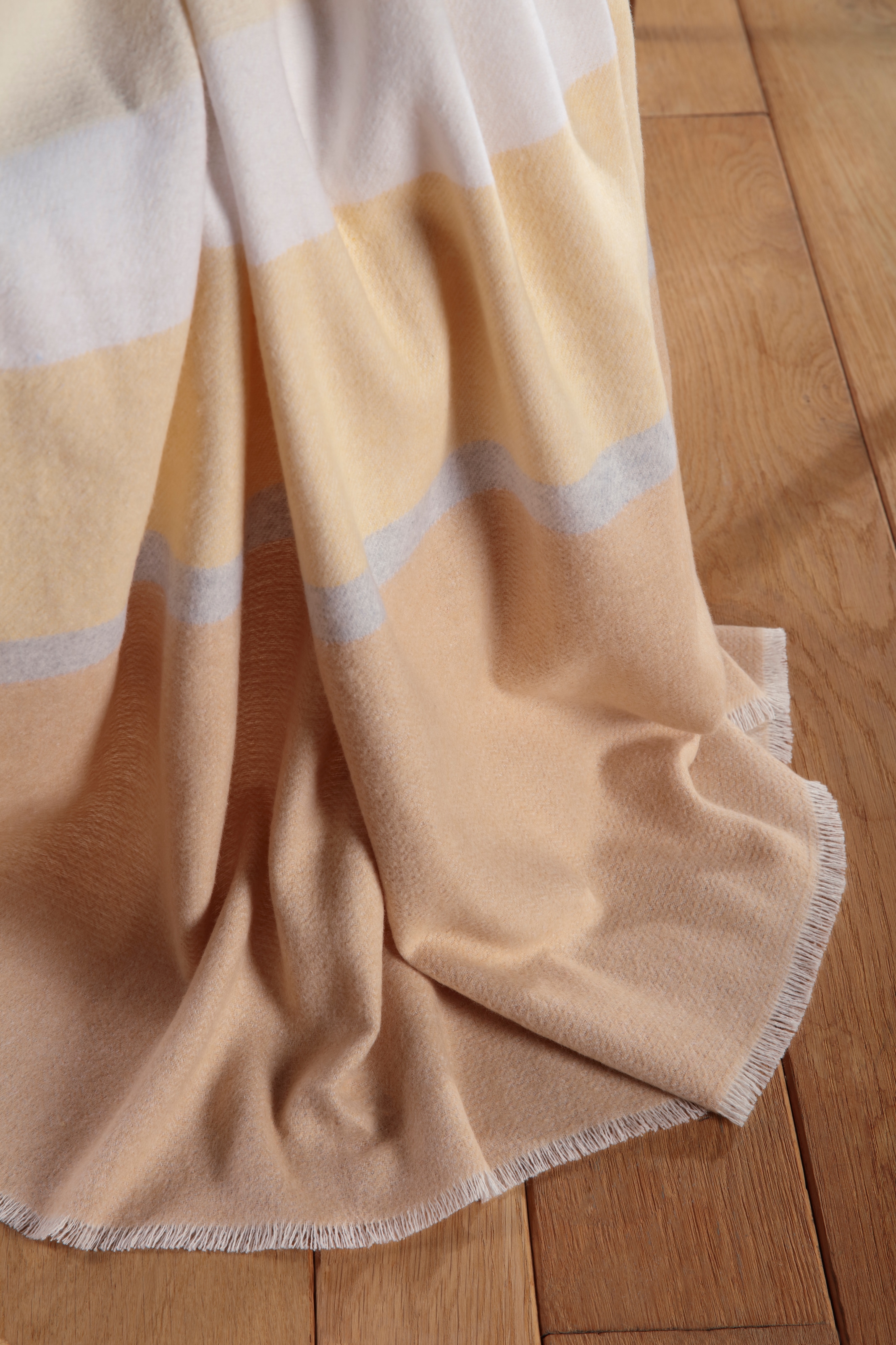 Biederlack Plaid »Plaid Spring«, im frischem Design