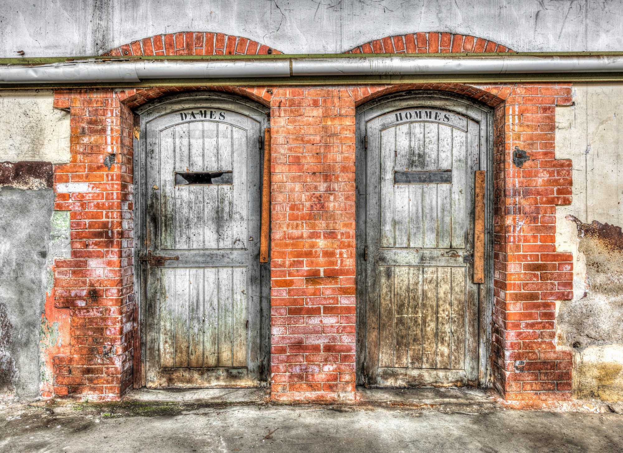 A.S. Création Vliestapete »Fototapete Vintage Türen aus Holz Charme« matt strukturiert