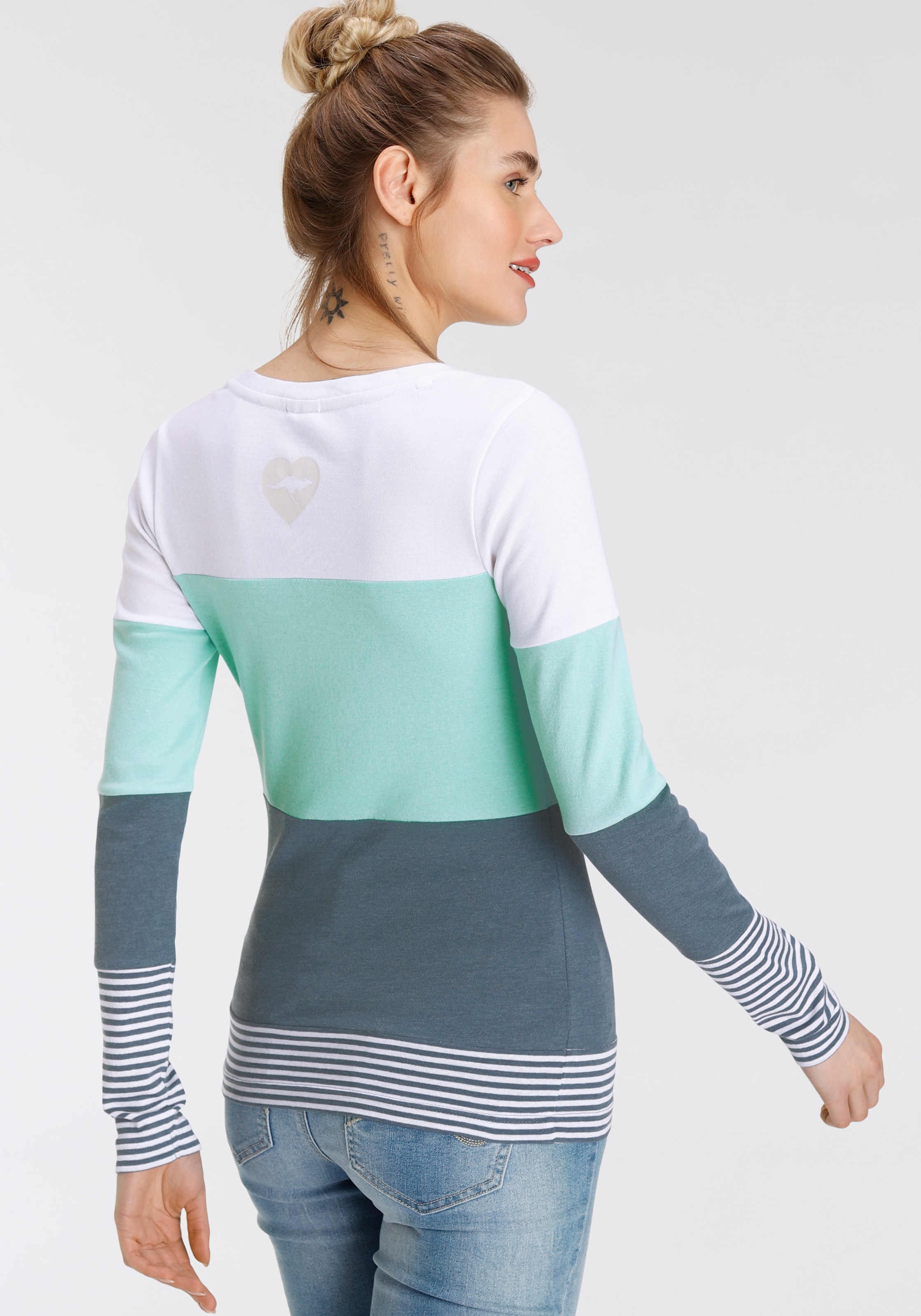 KangaROOS Longsleeve, mit Langarm, figurbetonte Passform, Colourblocking-Optik