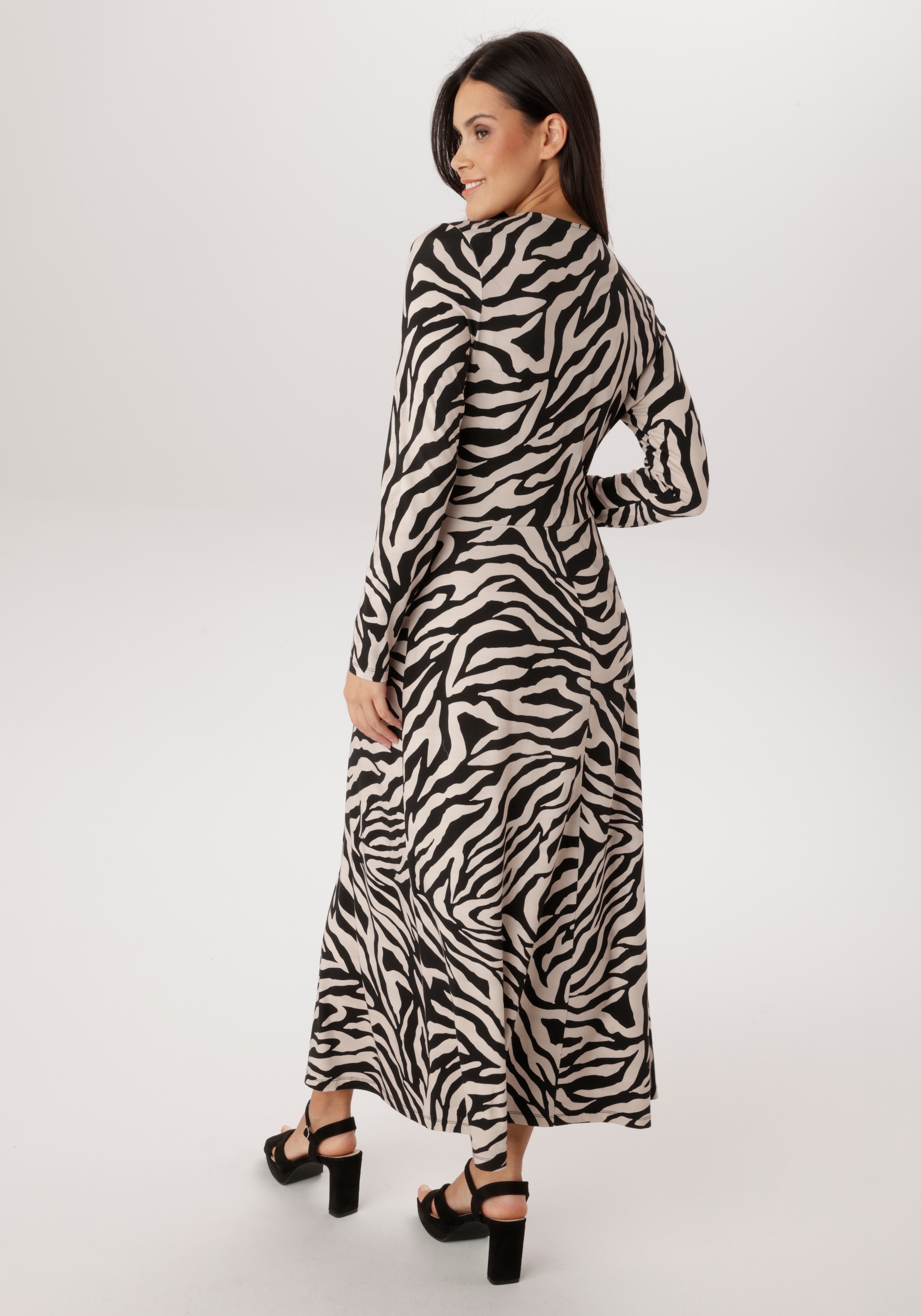 Aniston SELECTED Jerseykleid mit seitlichen Zierring in der Taille - NEUE K günstig online kaufen