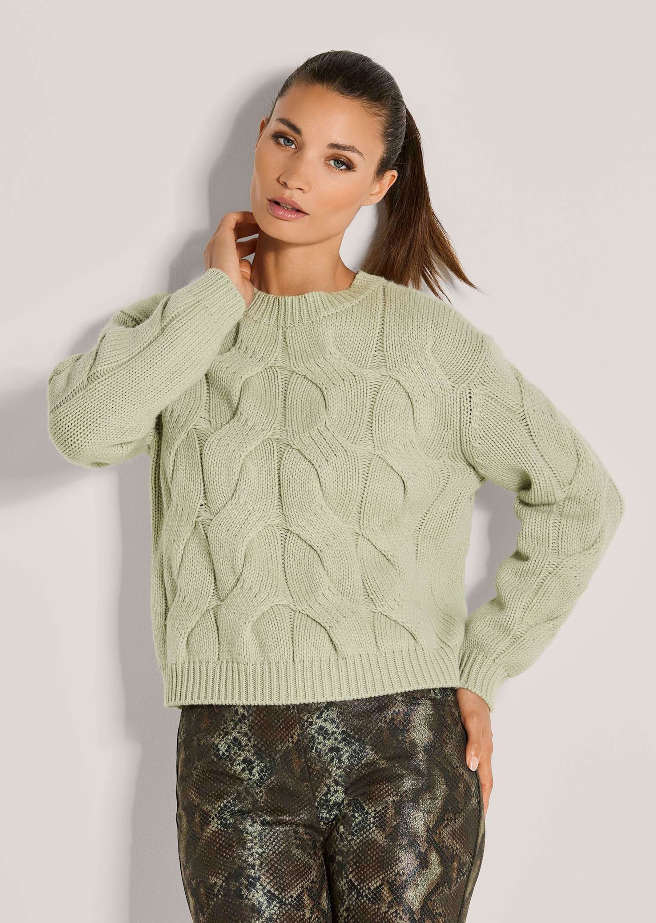 Thumbnail - MADELEINE Longpullover "Strickpullover Moderner Wollpullover mit Zopfmuster"