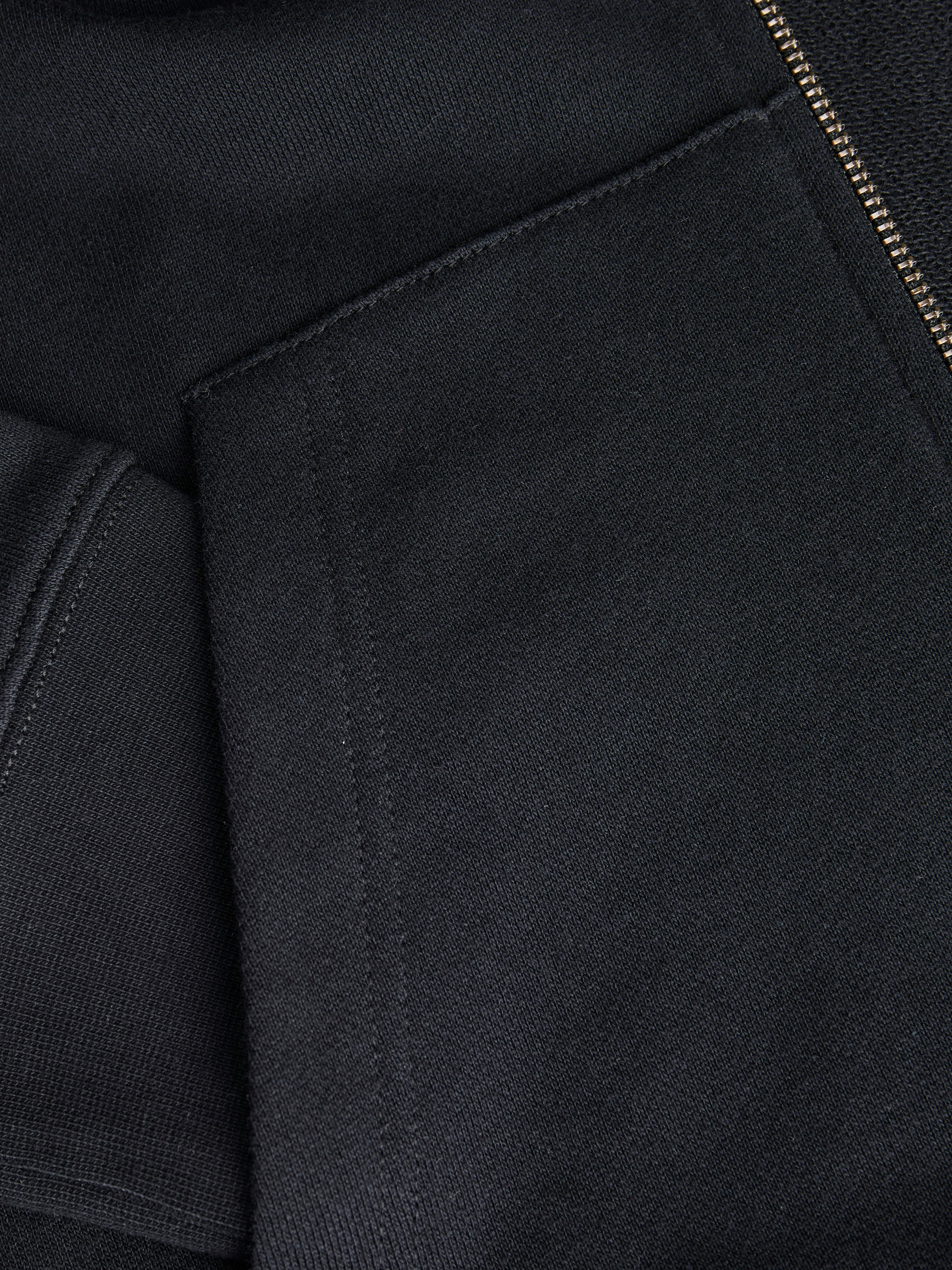 Jack & Jones Kapuzensweatjacke »JJECHARGE SWEAT ZIP HOOD NOOS«, mit Rippbündchen