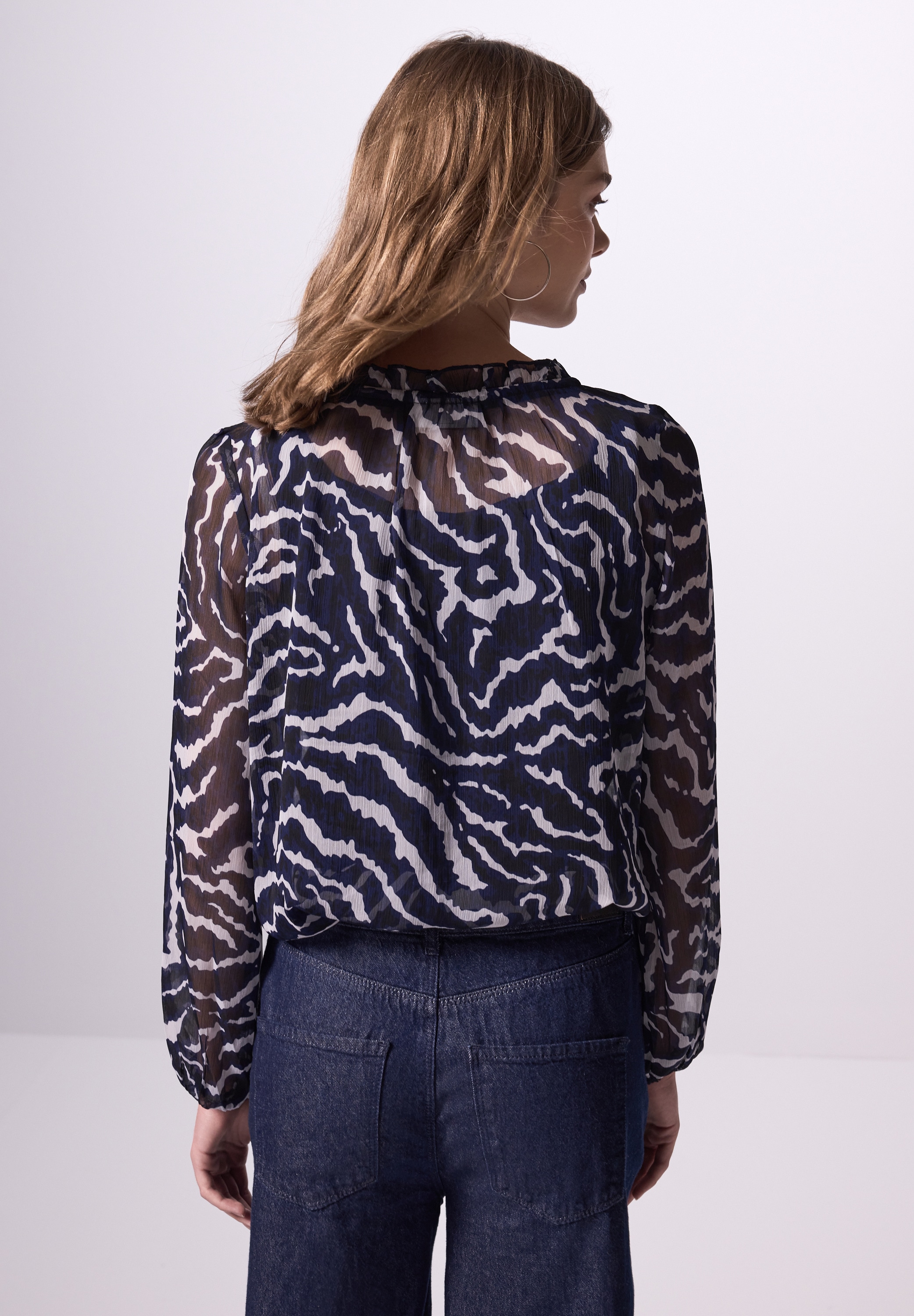 STREET ONE STUDIO Chiffonbluse, im angesagten Streifen-Design