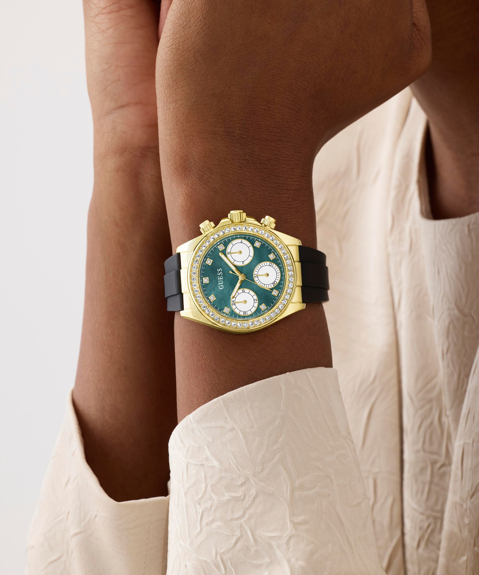 Guess Multifunktionsuhr »VICTORIA« Quarzuhr, Armbanduhr, Damenuhr, Silikonarmband, analog, Wochentag, Tag