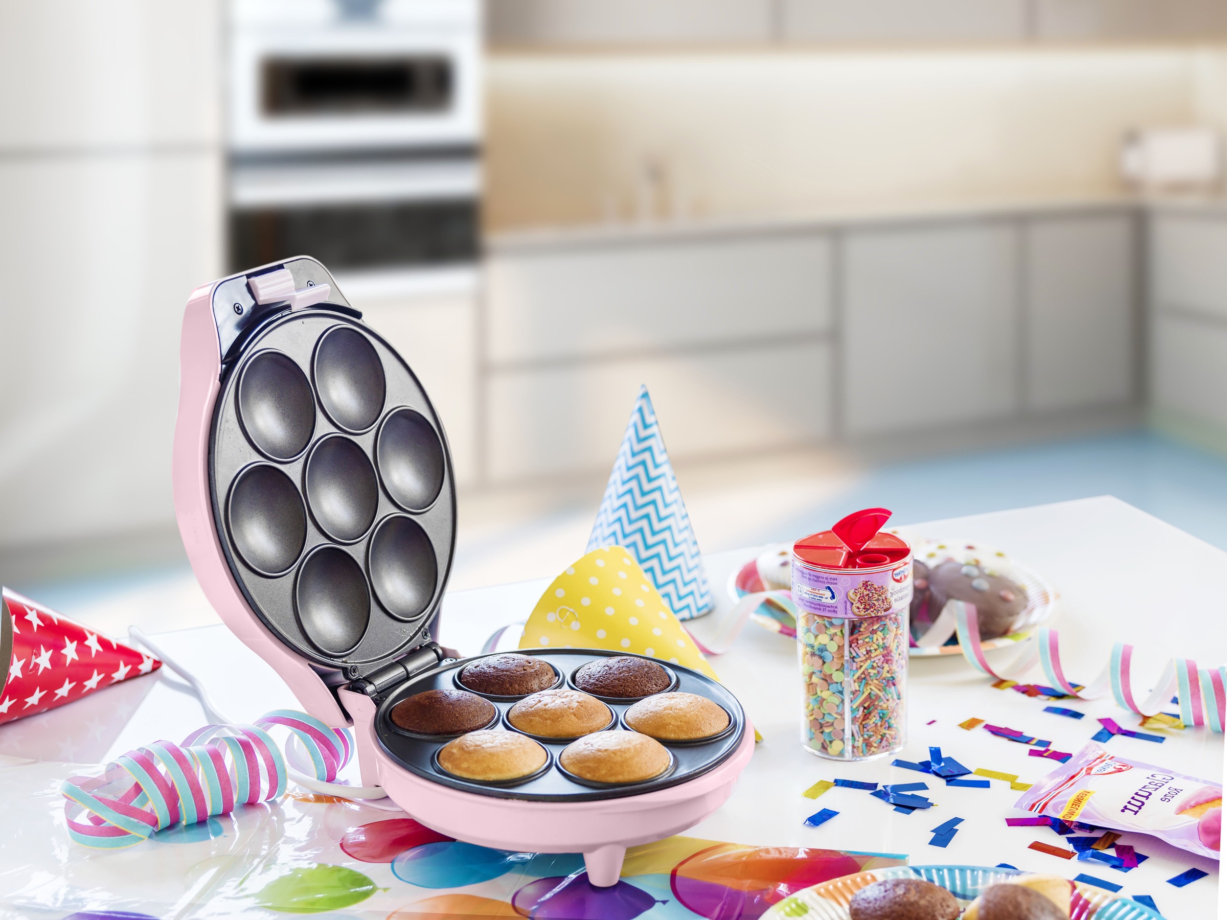 bestron Cupcake-Maker »ACC217P Sweet Dreams«, 700 W, im Retro Design, Antihaftbeschichtung, Rosa
