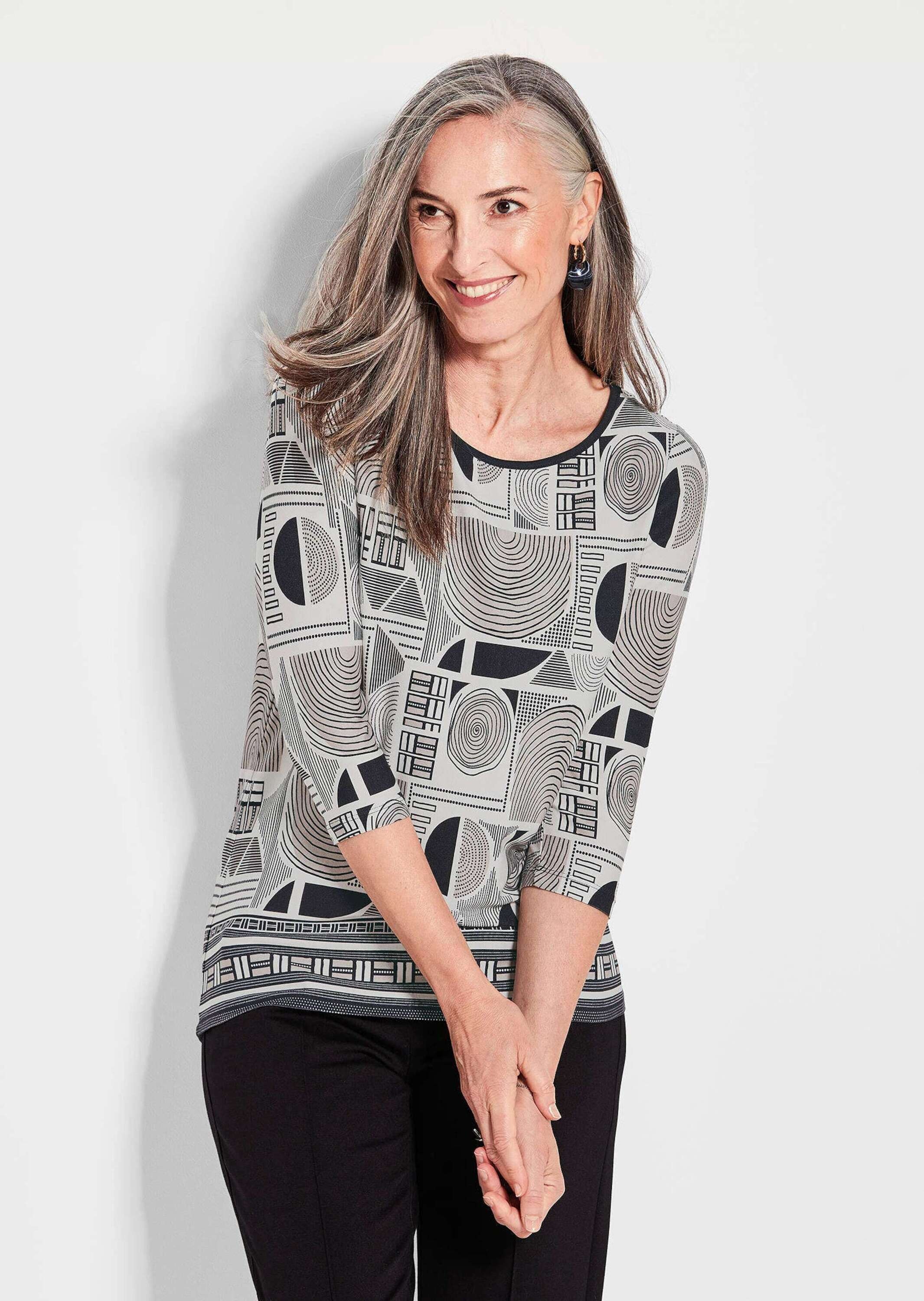 GOLDNER Kurzarmshirt "Kurzgröße Elegantes Oberteil mit Allover-Muster" günstig online kaufen