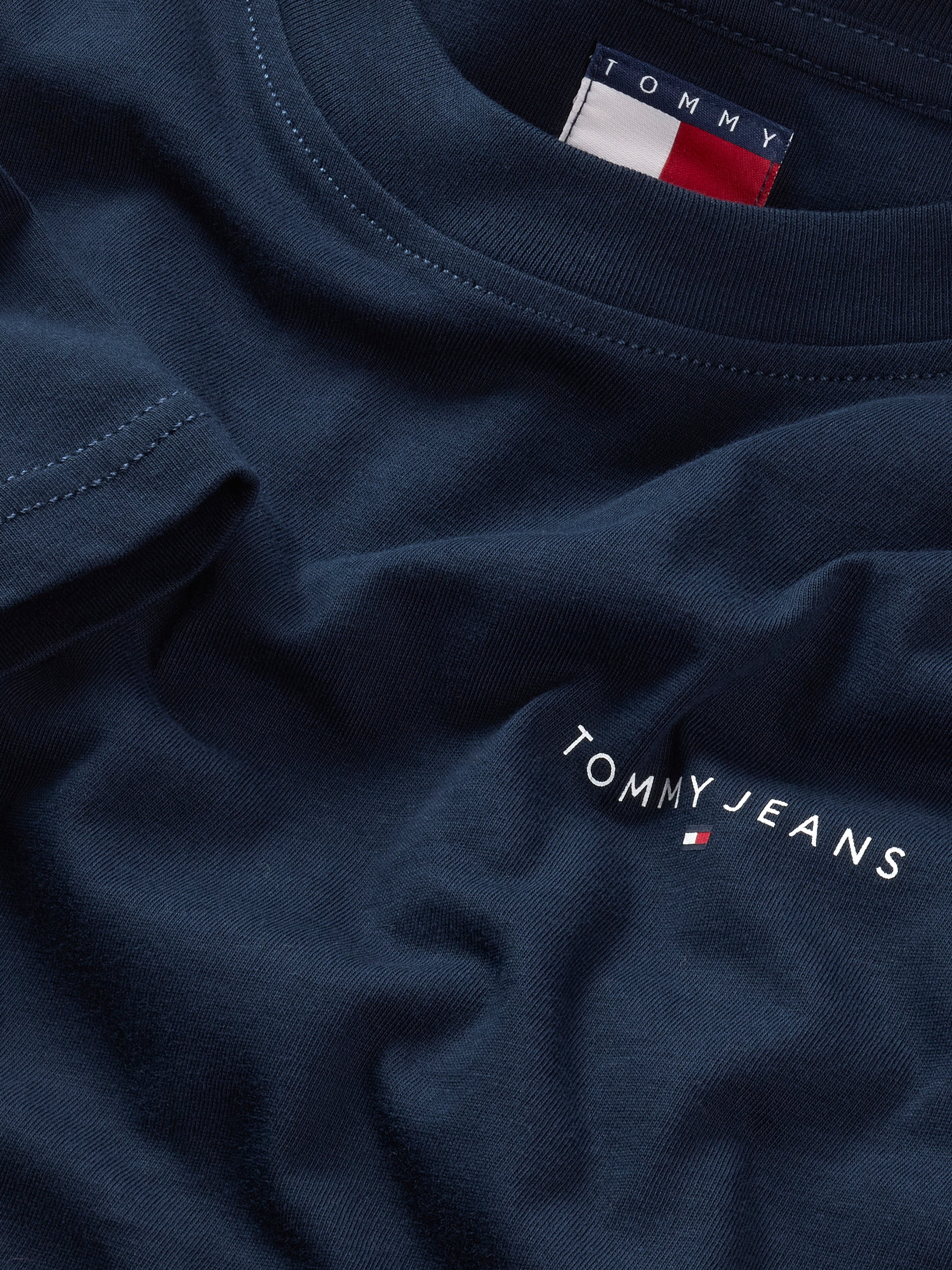 Tommy Jeans Plus Rundhalsshirt »TJM SLIM LINEAR CHEST SS TEE EXT«, in Großen Größen, Logodruck