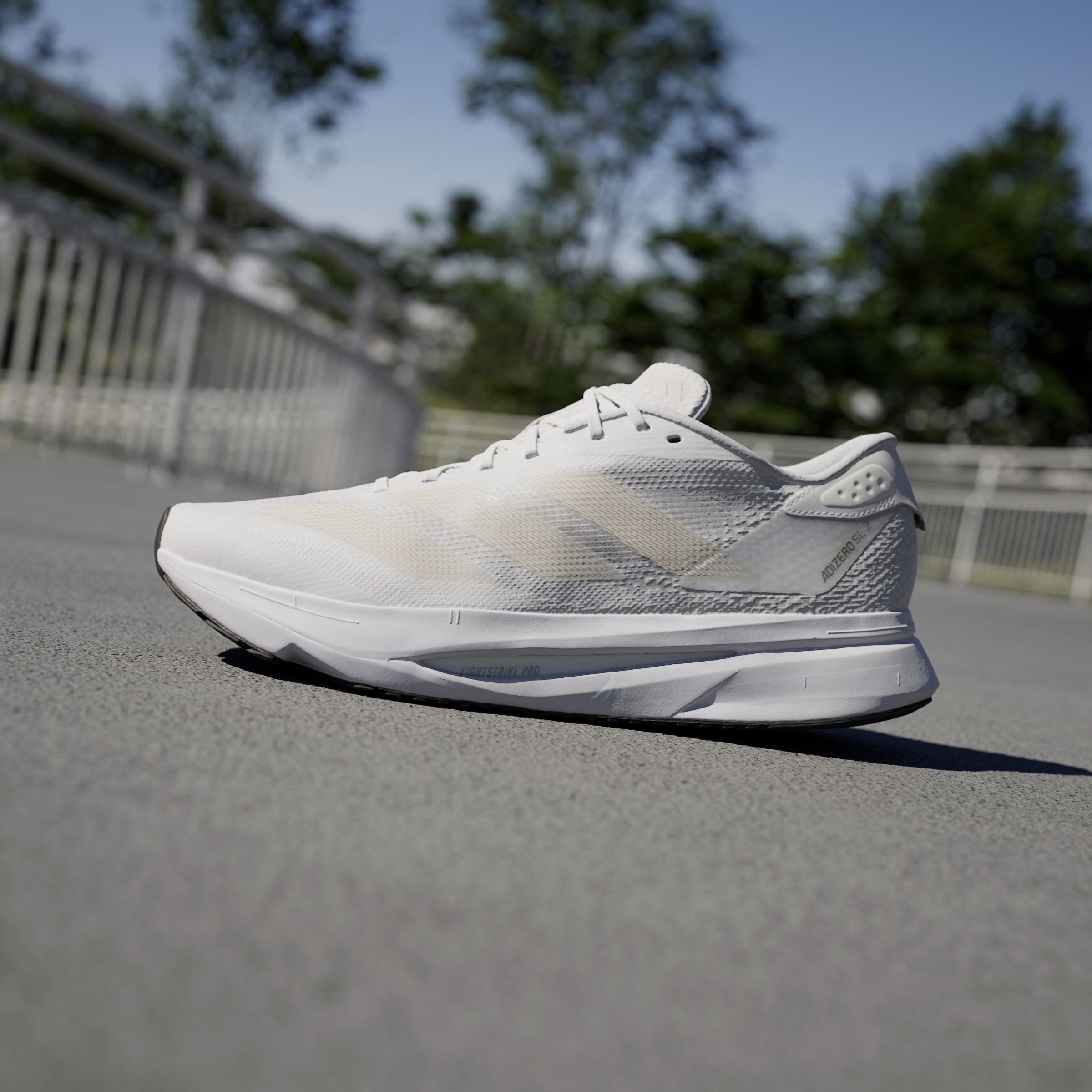 adidas Performance Laufschuh »ADIZERO SL2«