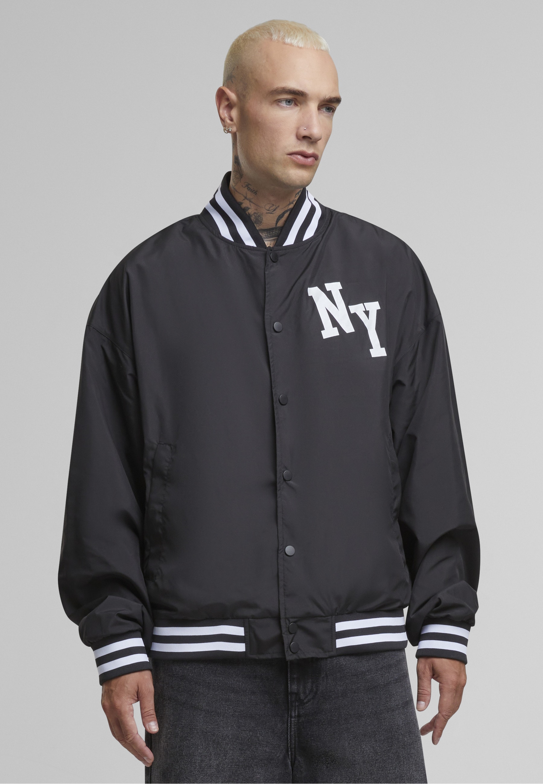 MisterTee Collegejacke »MisterTee New York Arc Light College Jacket« 1 Stk. tlg. ohne Kapuze