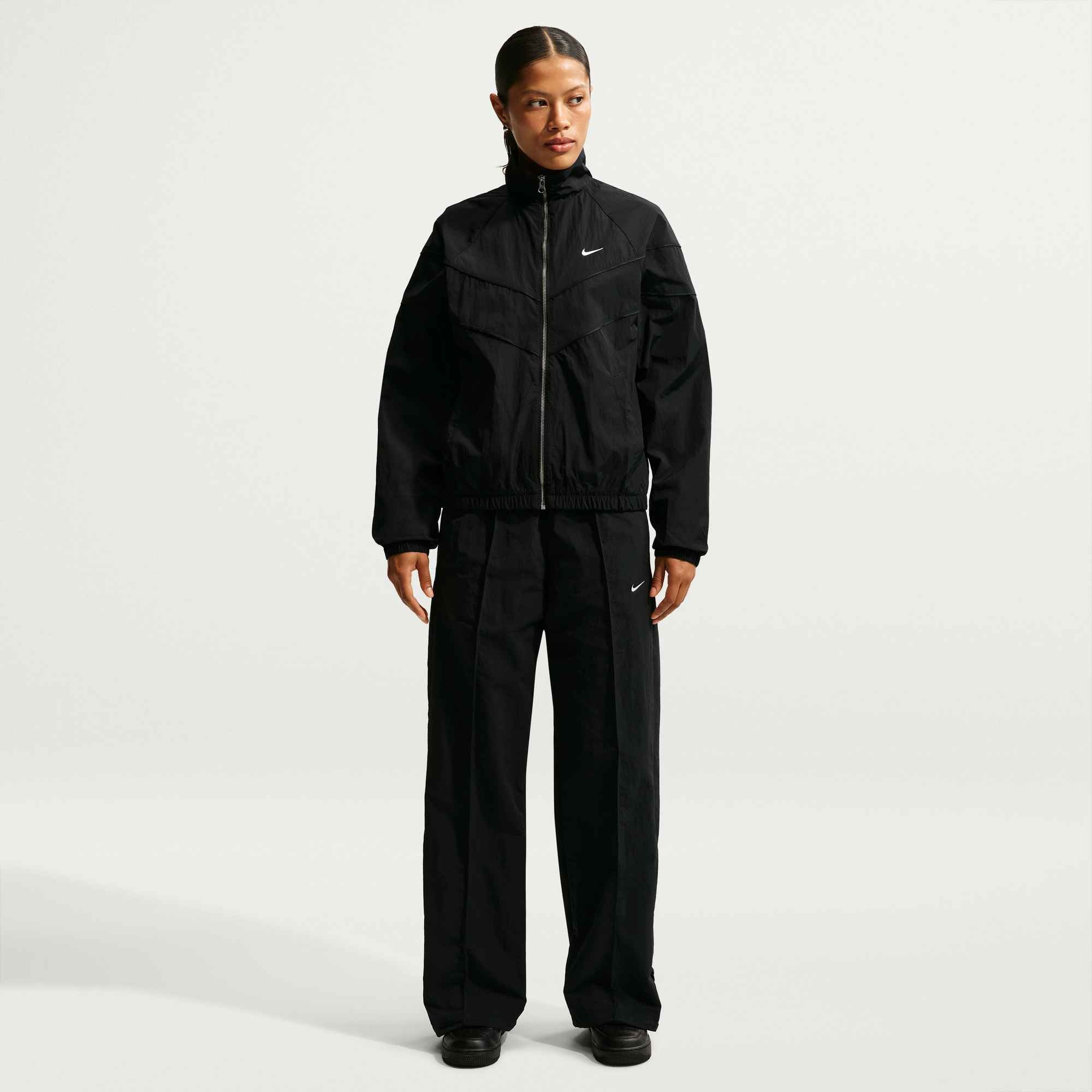 Thumbnail - Nike Sportswear Sporthose "W NSW TREND WVN MR PANT" wasserabweisendes Material, verstellbare Passform