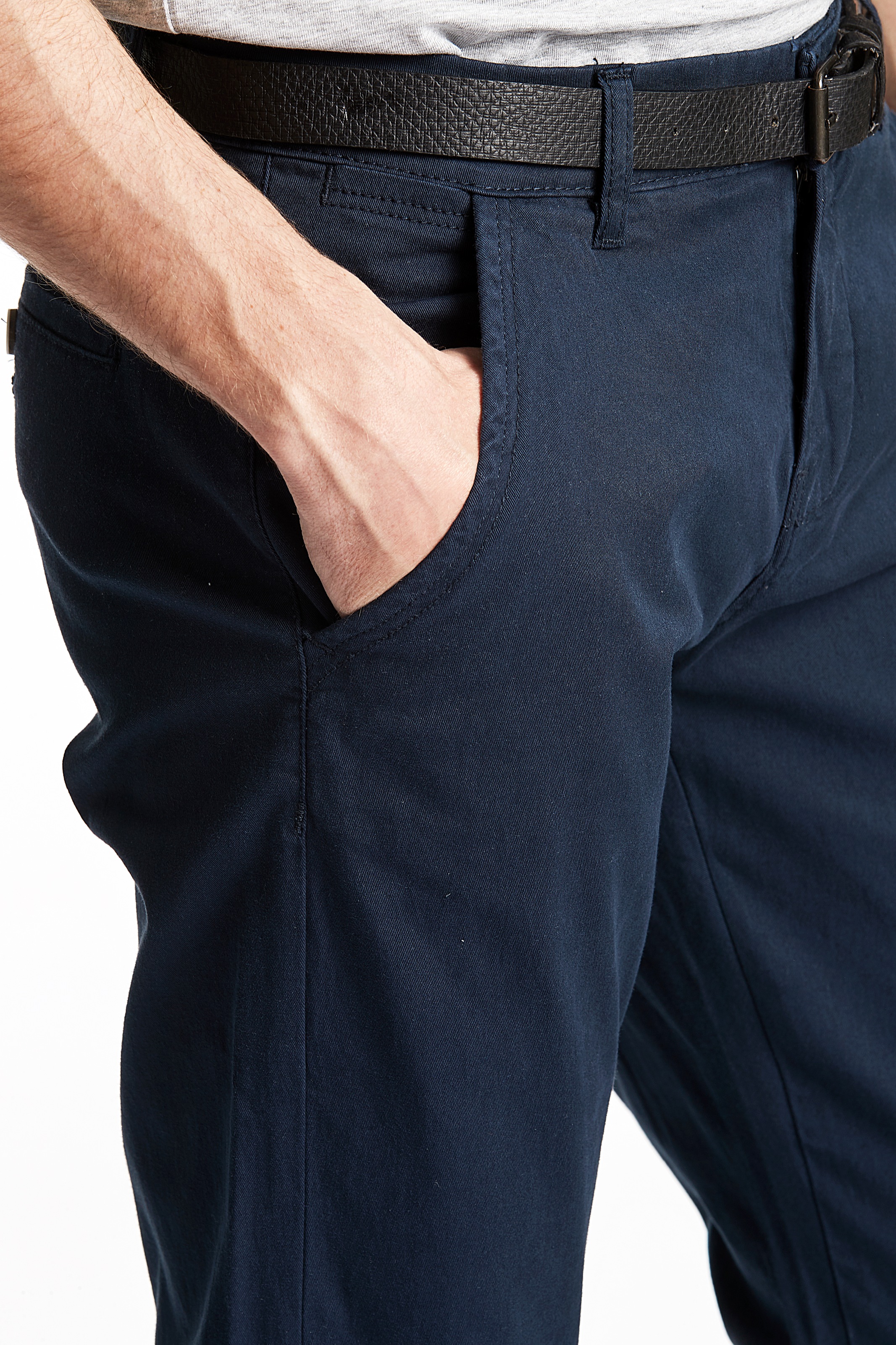 Chinohose LINDBERGH, Herren, Gr. 38, Länge 32, blau (navy), Stoff, Obermaterial: 98% Baumwolle, 2% Elasthan, slim fit normal, Hosen Chinohose, mit Gürtel und Stretch 6