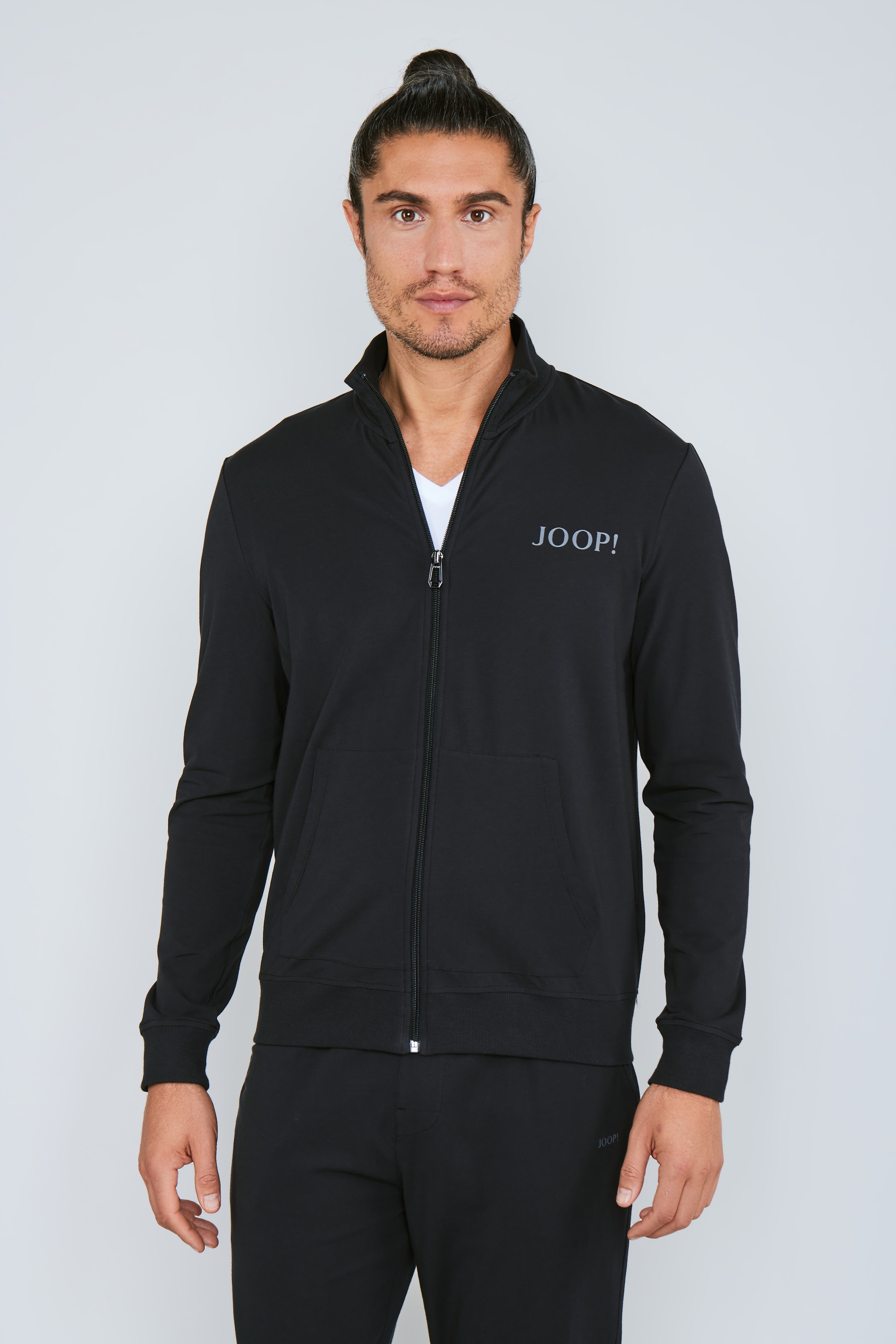 JOOP Sweatjacke "Comfort", Stehkragen, Regular Fit, geteilte Kängurutaschen günstig online kaufen