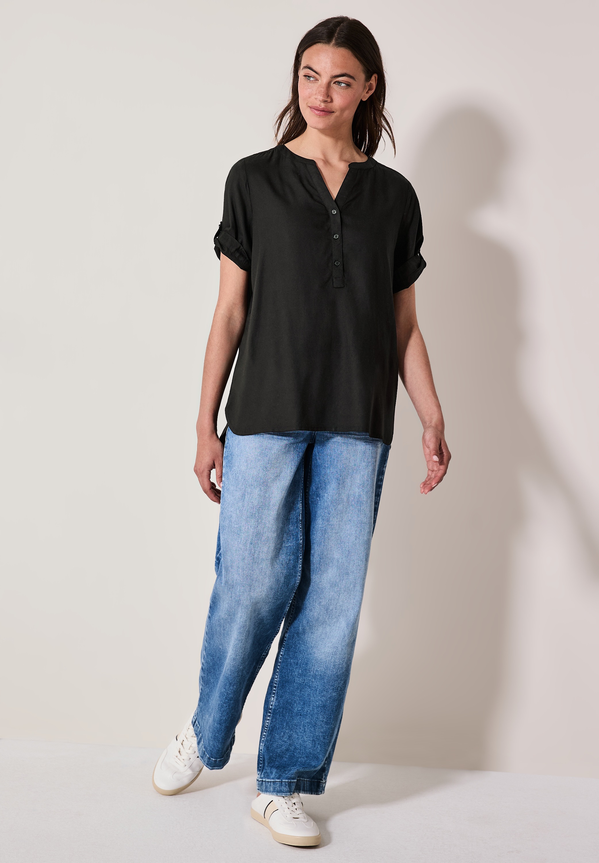 Thumbnail - Cecil Shirtbluse mit geschlitztem Rundhalsausschnitt