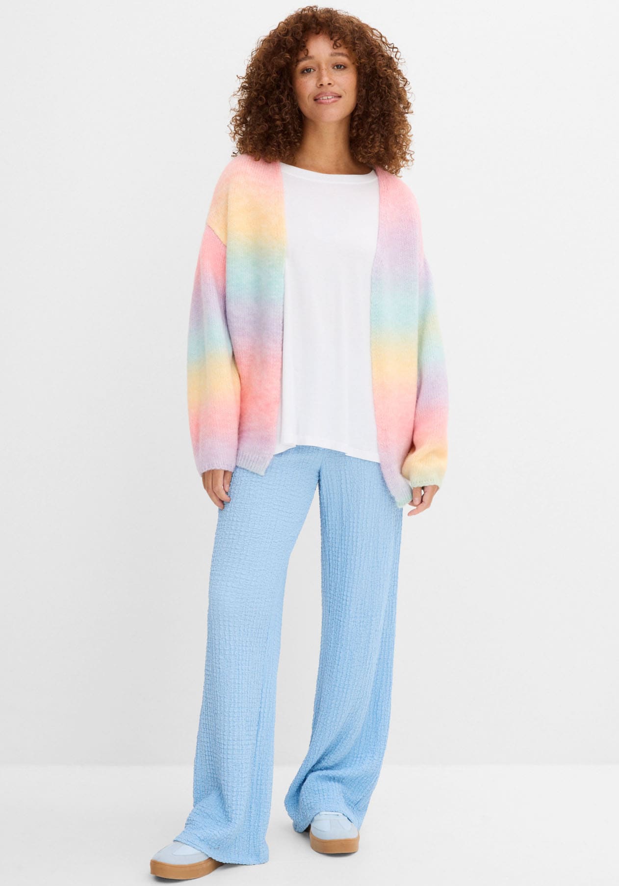 bonprix Oversize-Shirt oversize Passform, Halbarm-Design, aus Viskose und Elasthan
