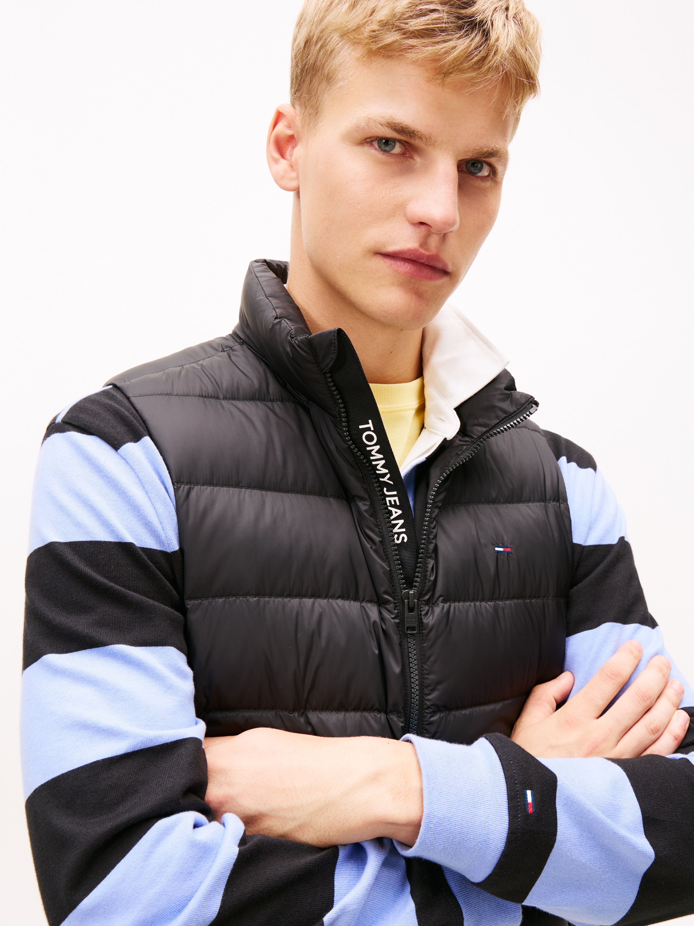 Tommy Jeans Steppweste »TJM LT DOWN VEST EXT«, mit Daunenwattierung
