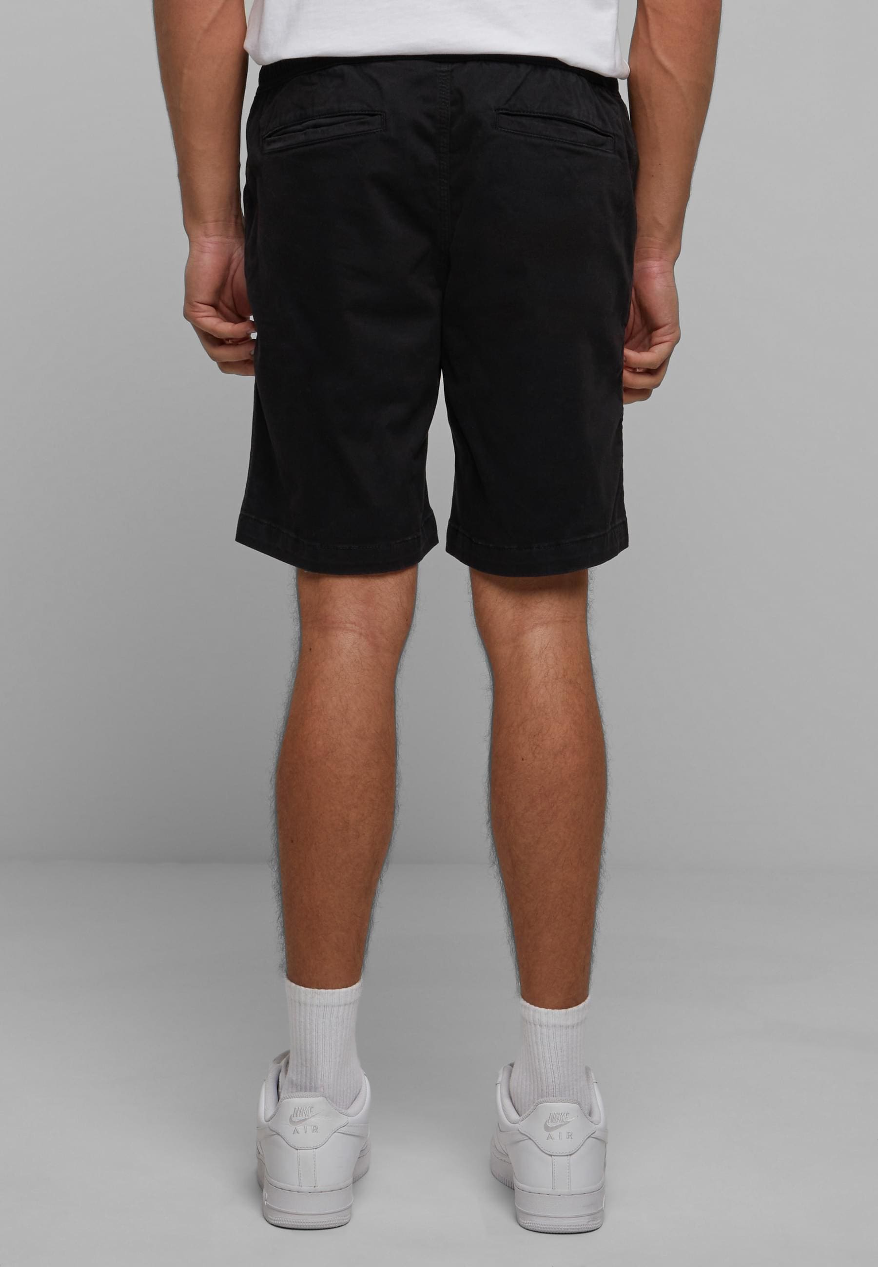 URBAN CLASSICS Stoffhose »Urban Classics Herren Stretch Twill Joggshorts«, (1 tlg.)
