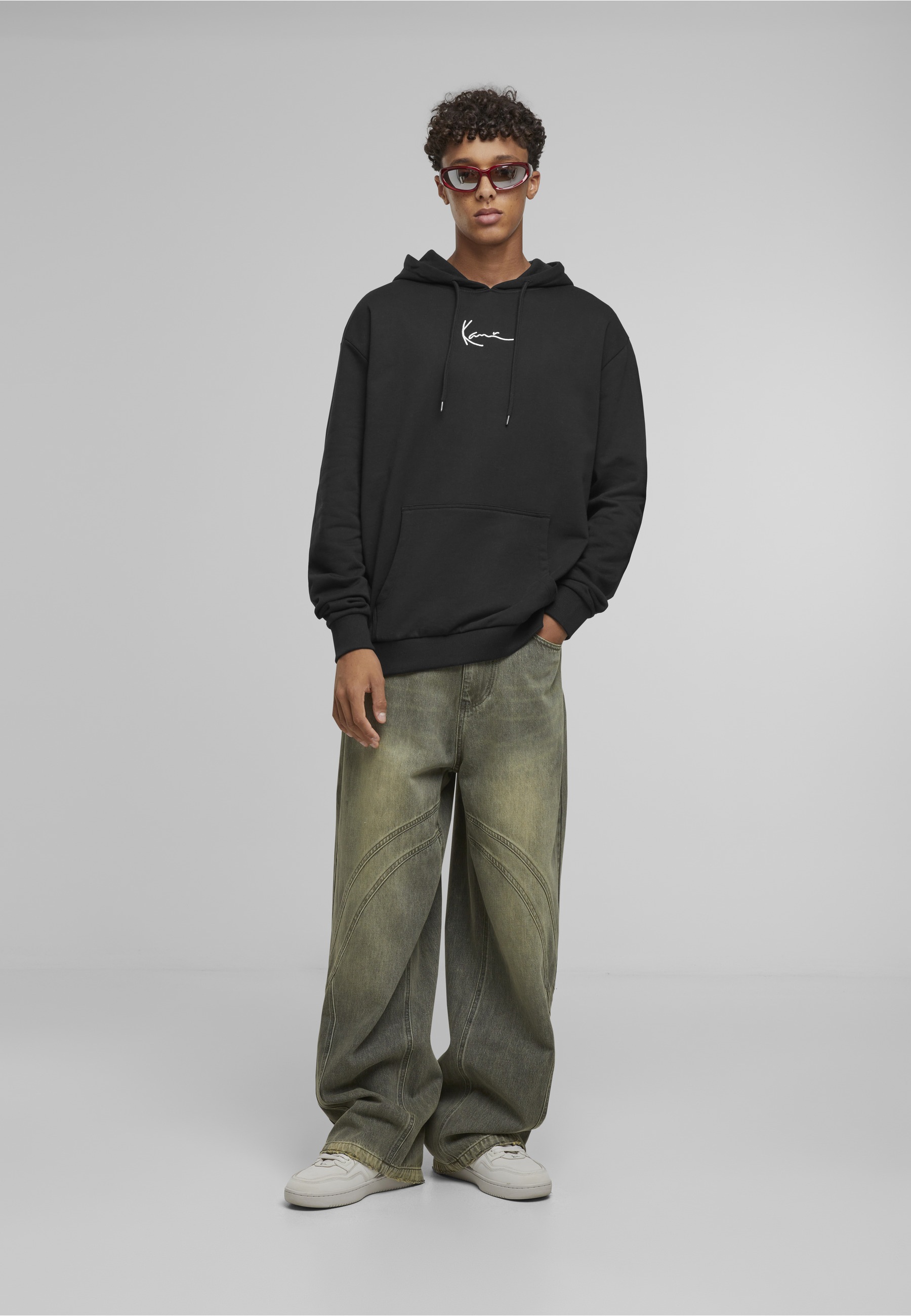Karl Kani Kapuzensweatshirt »Karl Kani Small Signature Glow Logo Hoodie«, 1 Stk.
