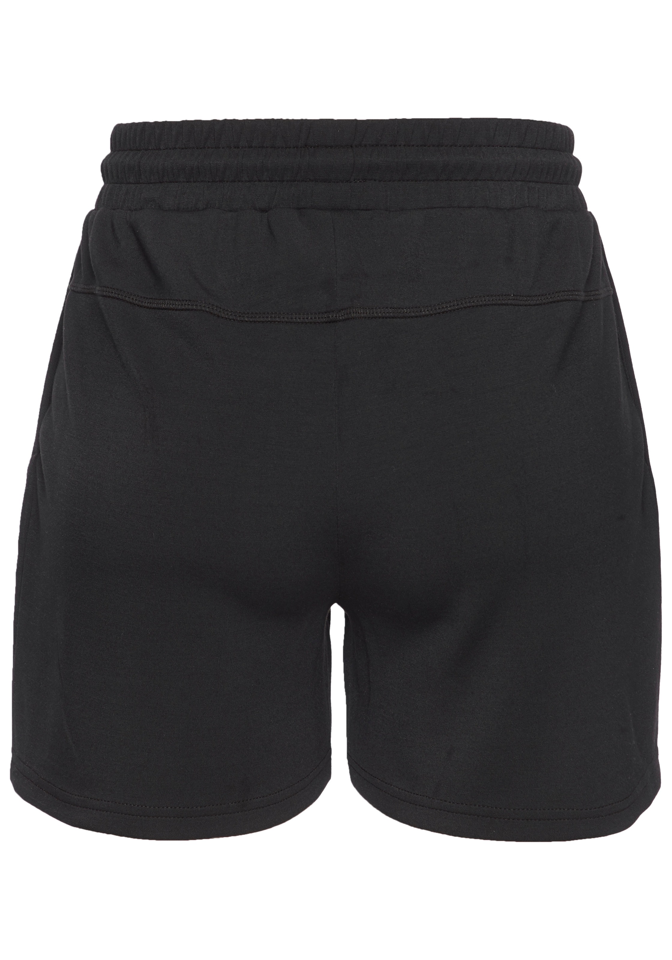 Copenhagen Studios Sweatshorts, aus hochwertigen Material