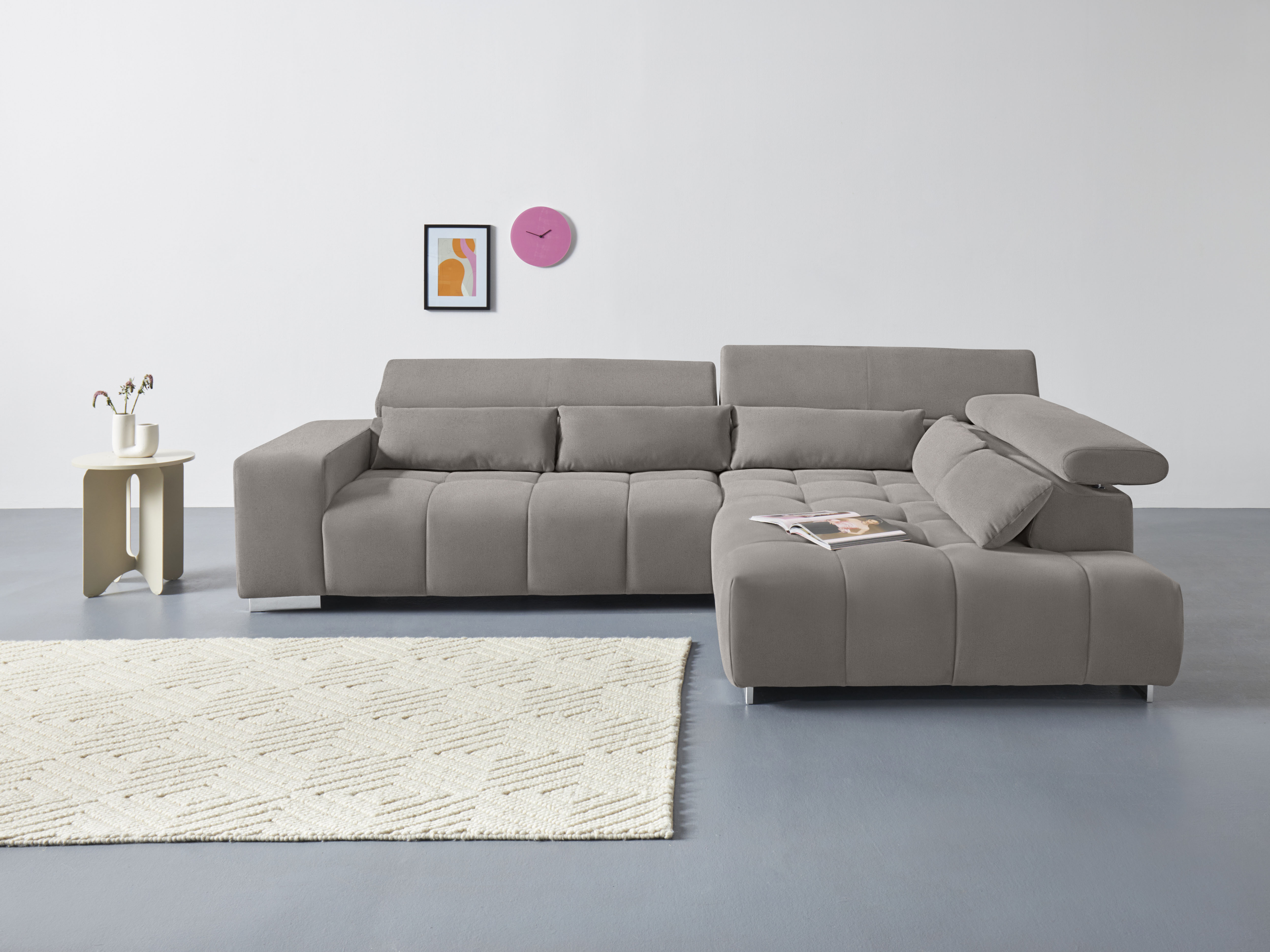 COTTA Ecksofa "Orion L-Form, B: 310 cm, moderne Steppung, bequeme Wellenunterfederung" Kopfteilverstellung & 5 Nierenkissen