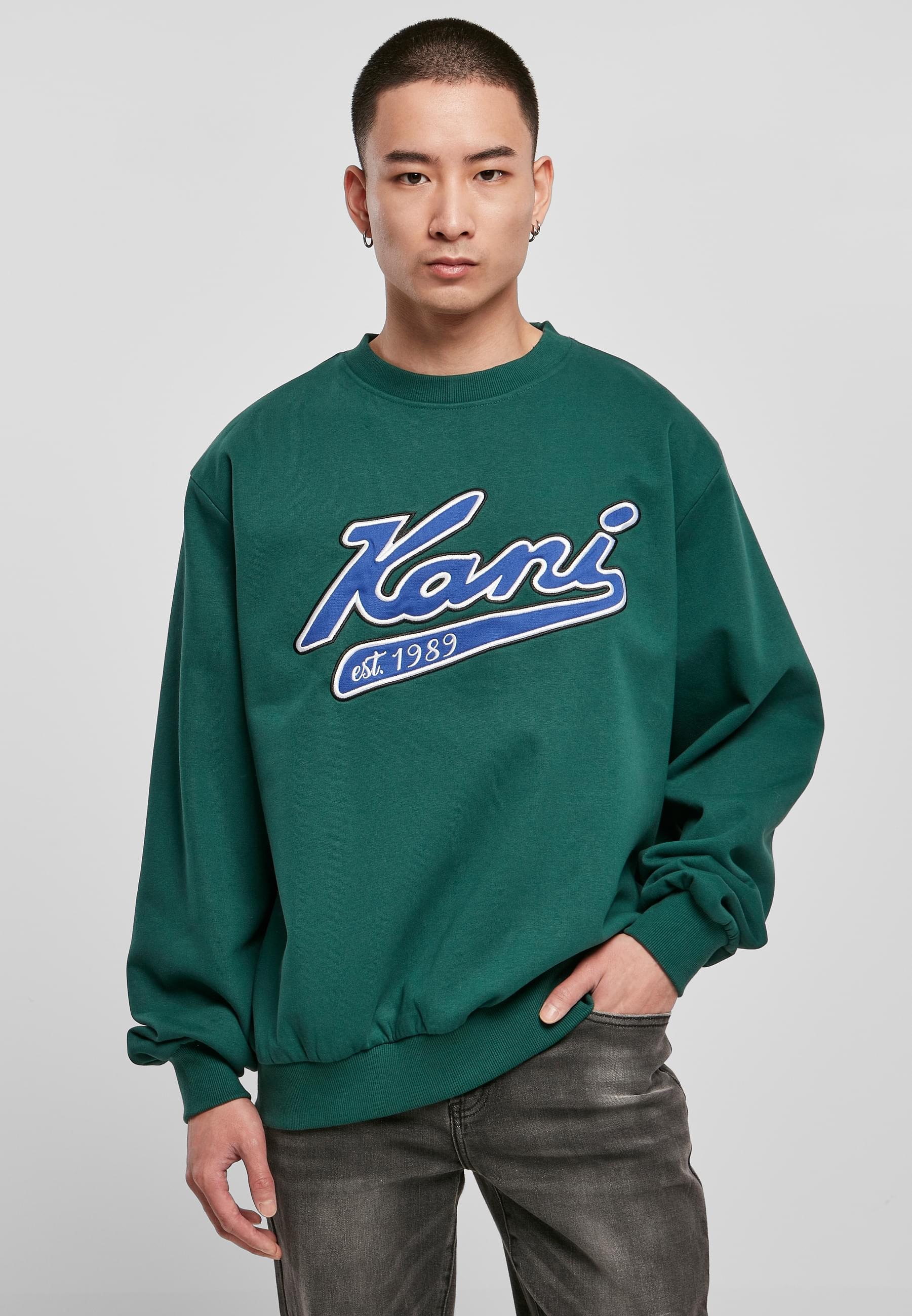 Karl Kani Rundhalspullover »Karl Kani Herren KU224-005-1 KK Varsity OS Crew dark green«, (1 tlg.)