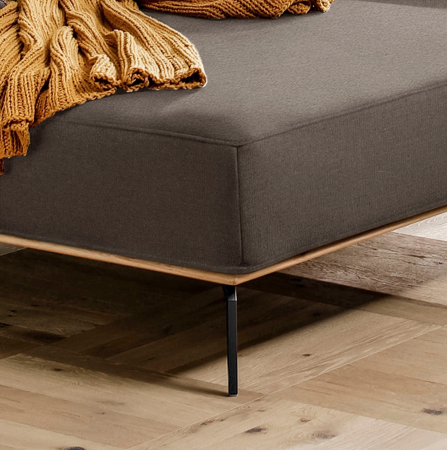 W.SCHILLIG Ecksofa »run, Designsofa mit tollem Sitzkomfort, bequem, L-Form«, mit Holzsockel, Füße in Schwarz pulverbeschichtet, Breite 299 cm