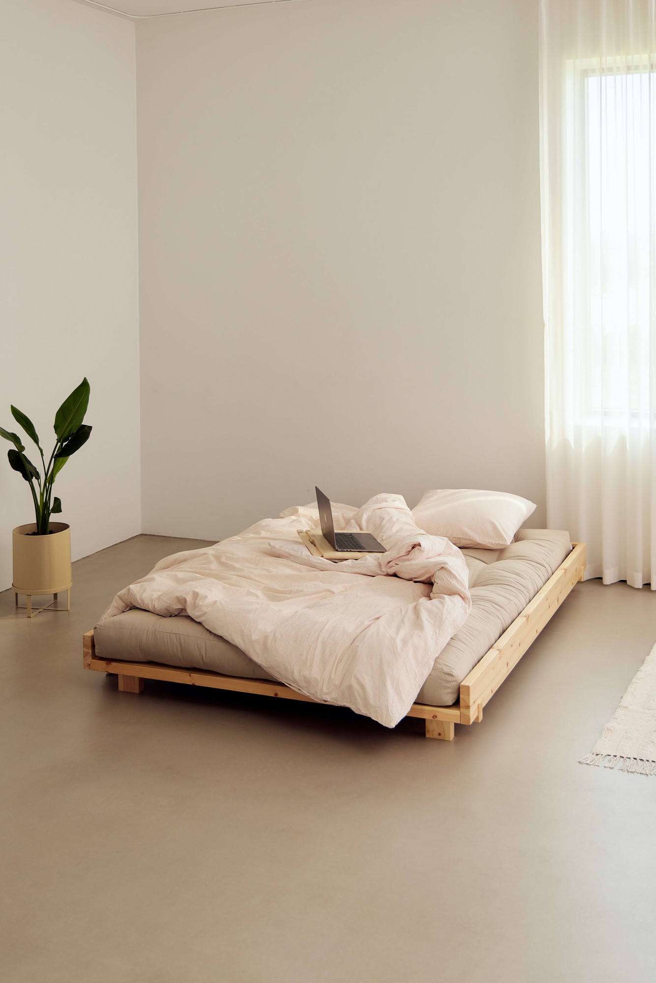 Karup Design "Social Bed, ohne Matratze, FSC-zertifiziertes Massivholz" wahlweise mit oder ohne verstellbares Zubehör, Bett in mehreren Größen