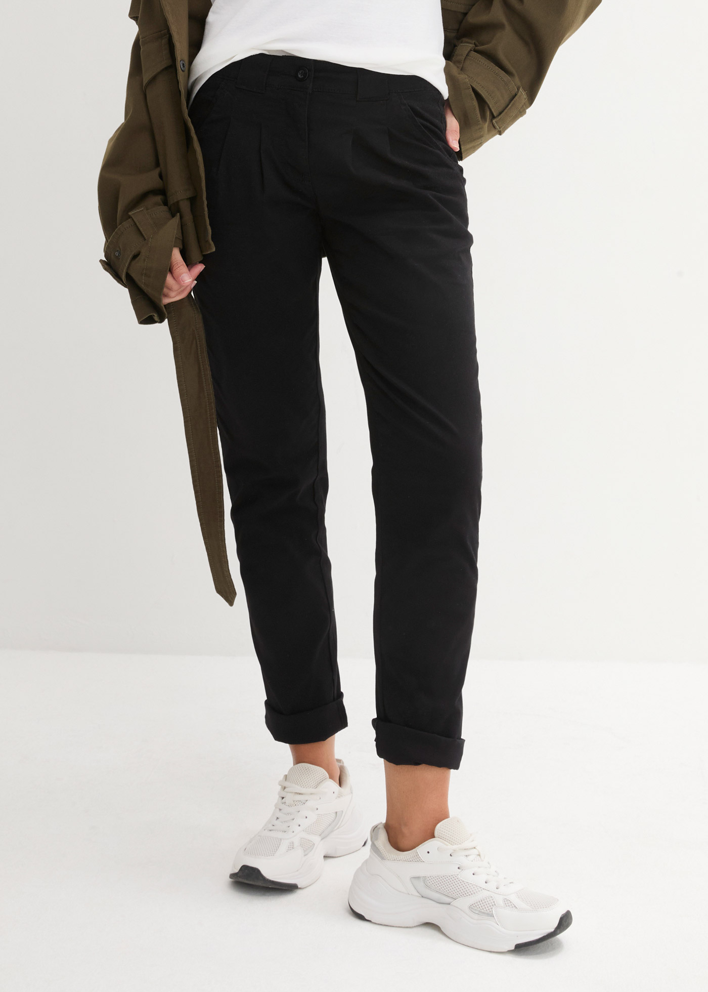 bonprix Chinohose schmale Form, mit Bundfalten und praktischen Taschen