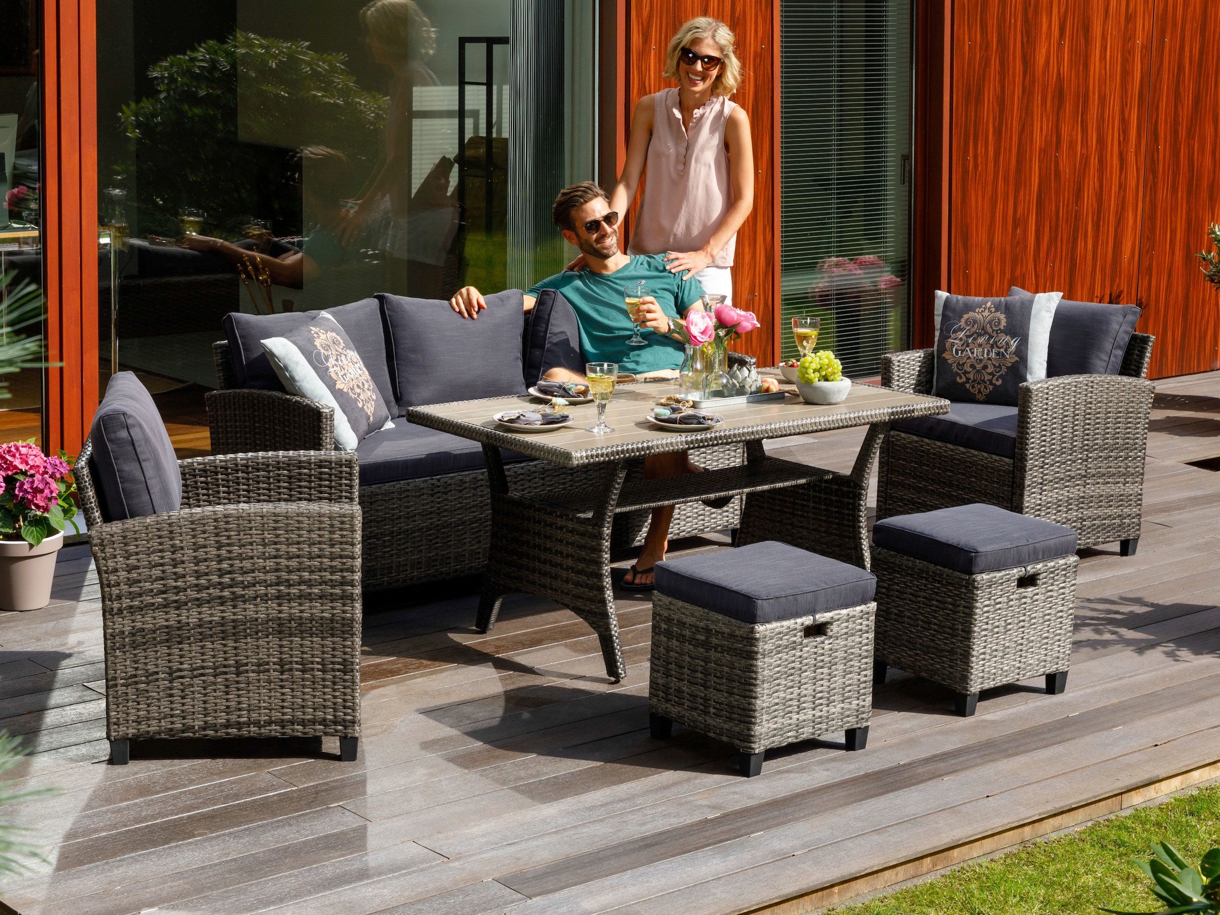 KONIFERA Gartenlounge-Set »Amsterdam«, (Set, 16 tlg., 1x 3er Sofa, 1x 2 Sessel, 2x Hocker, 1xTisch 144,5x74x67cm,Polyrattan), Stahl, Ablagefläche unter dem Tisch, Loungeset