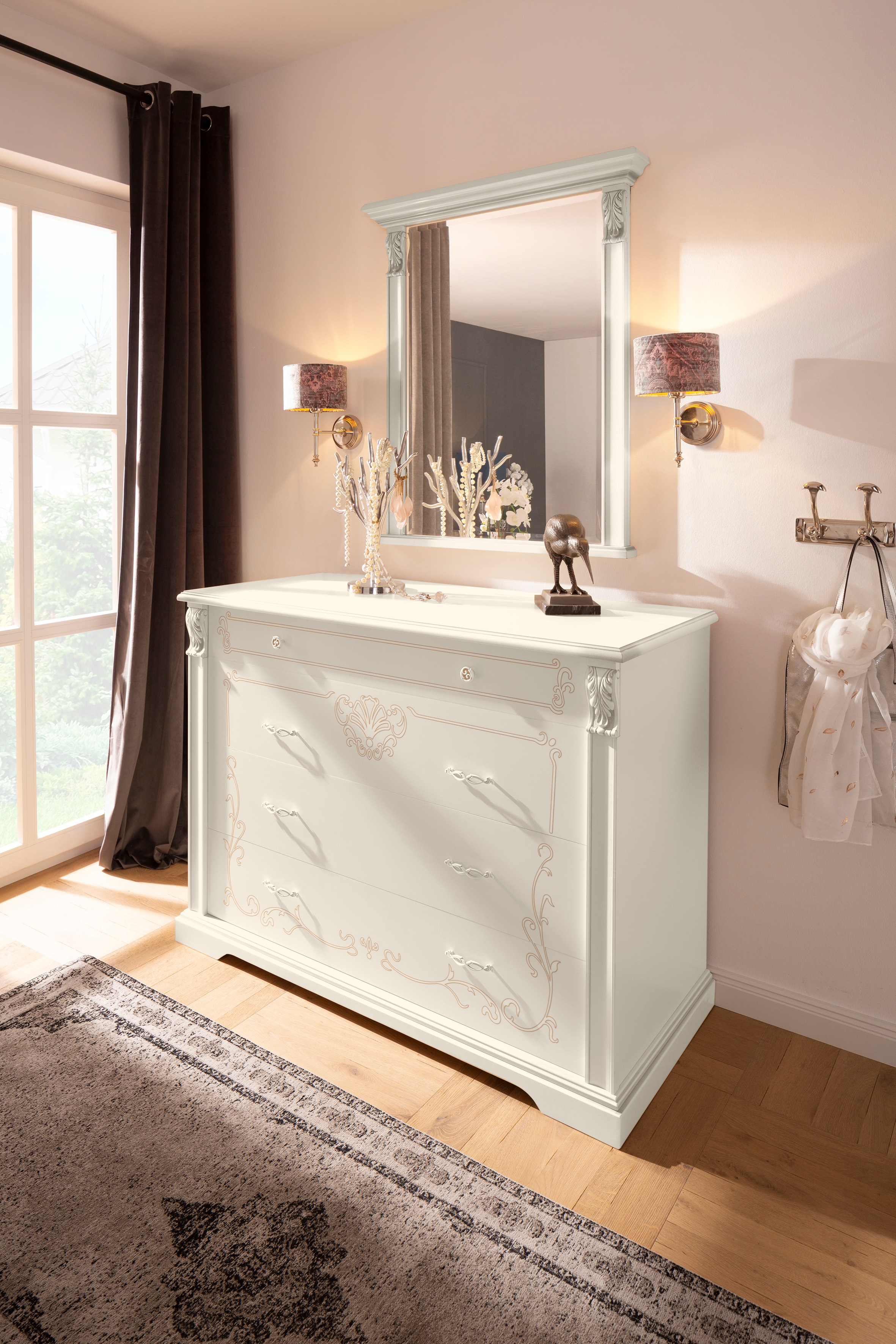 DELAVITA Kommode JANA, mit Goldnuancen weiß B/H/T: 124 cm x 62 cm x 45 cm, 4