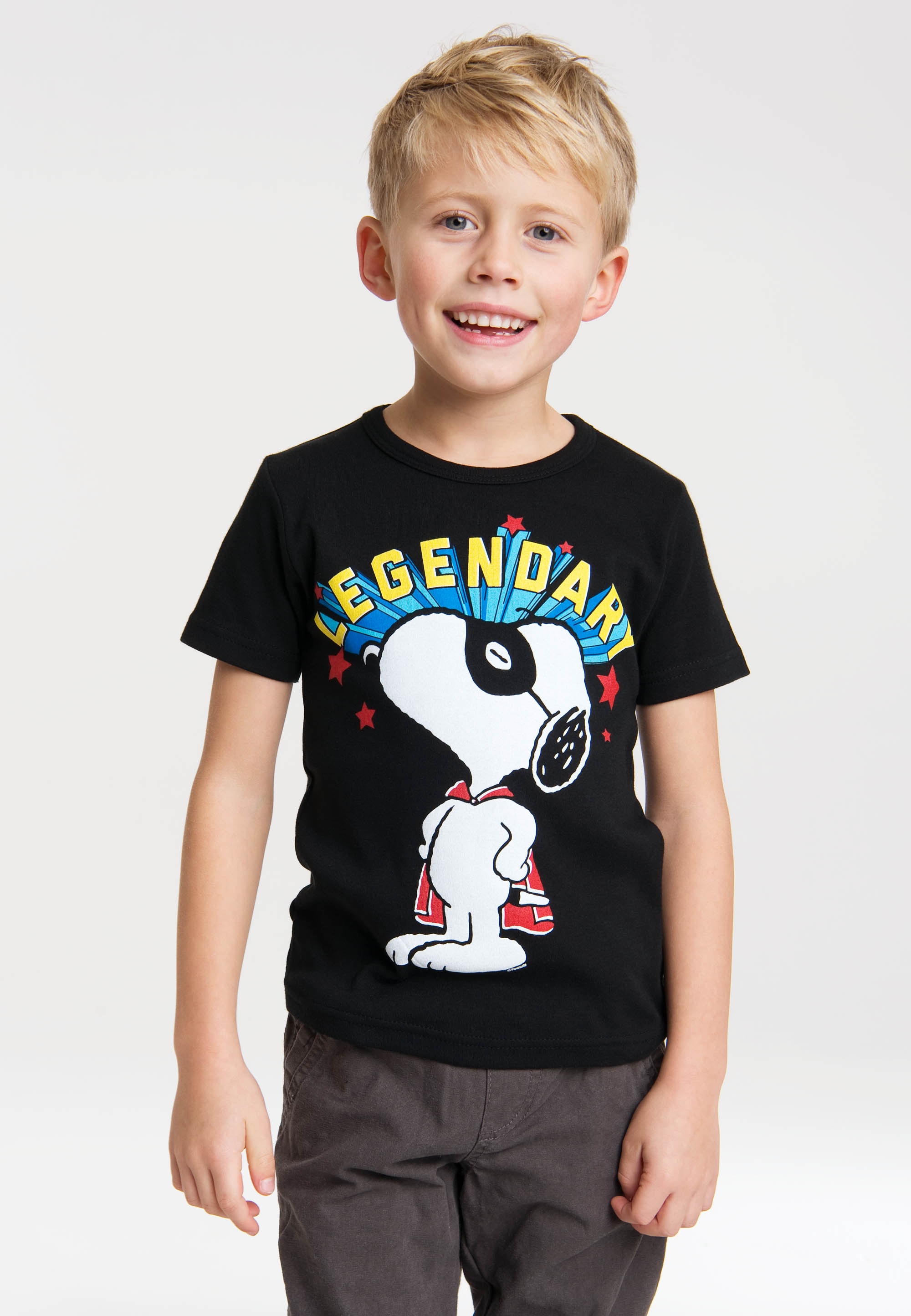 LOGOSHIRT T-Shirt "Peanuts - Legendary Snoopy" mit Snoopy-Frontprint