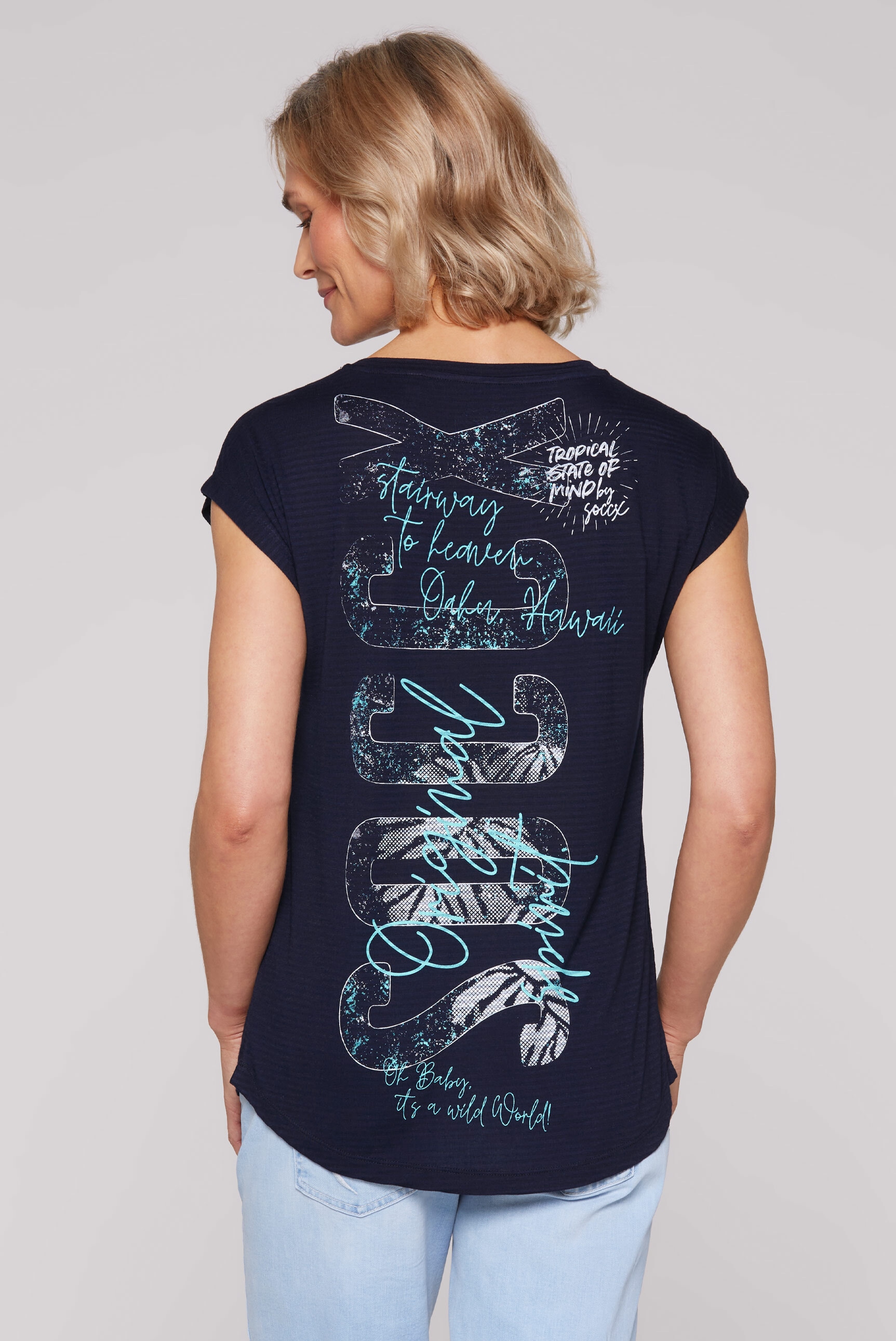 SOCCX Rundhalsshirt, mit überschnittenen Schultern