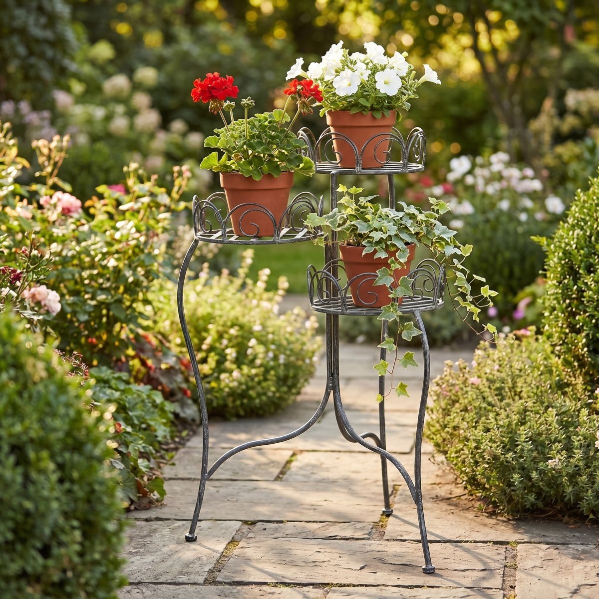 Ambiente Haus Blumenhocker »Blumenständer in grau (H) 70cm« 1 Stk. tlg. aus Schmiedeeisen mit Pulverbeschichtung für Innen- und Außenbereich