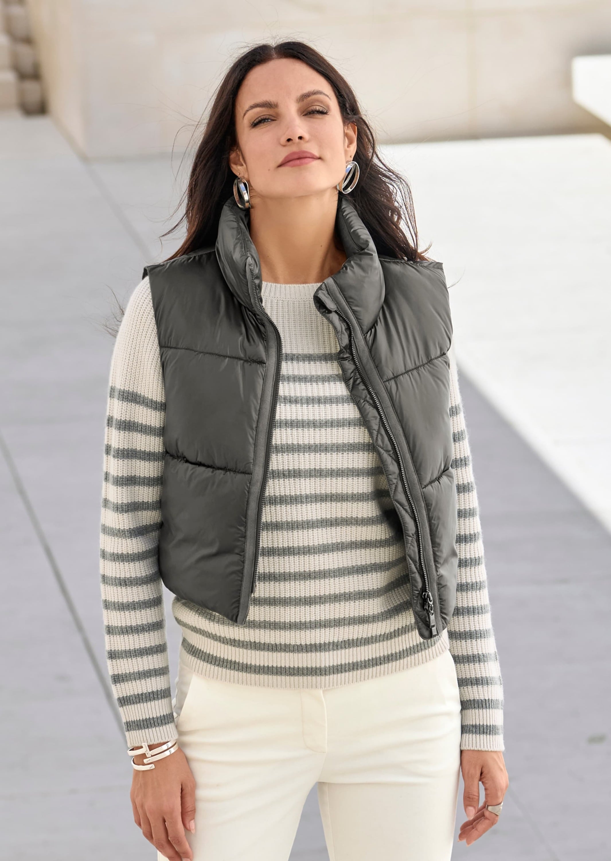 MADELEINE Kurzweste »Steppweste Sommerweste mit Glanz-Finish«
