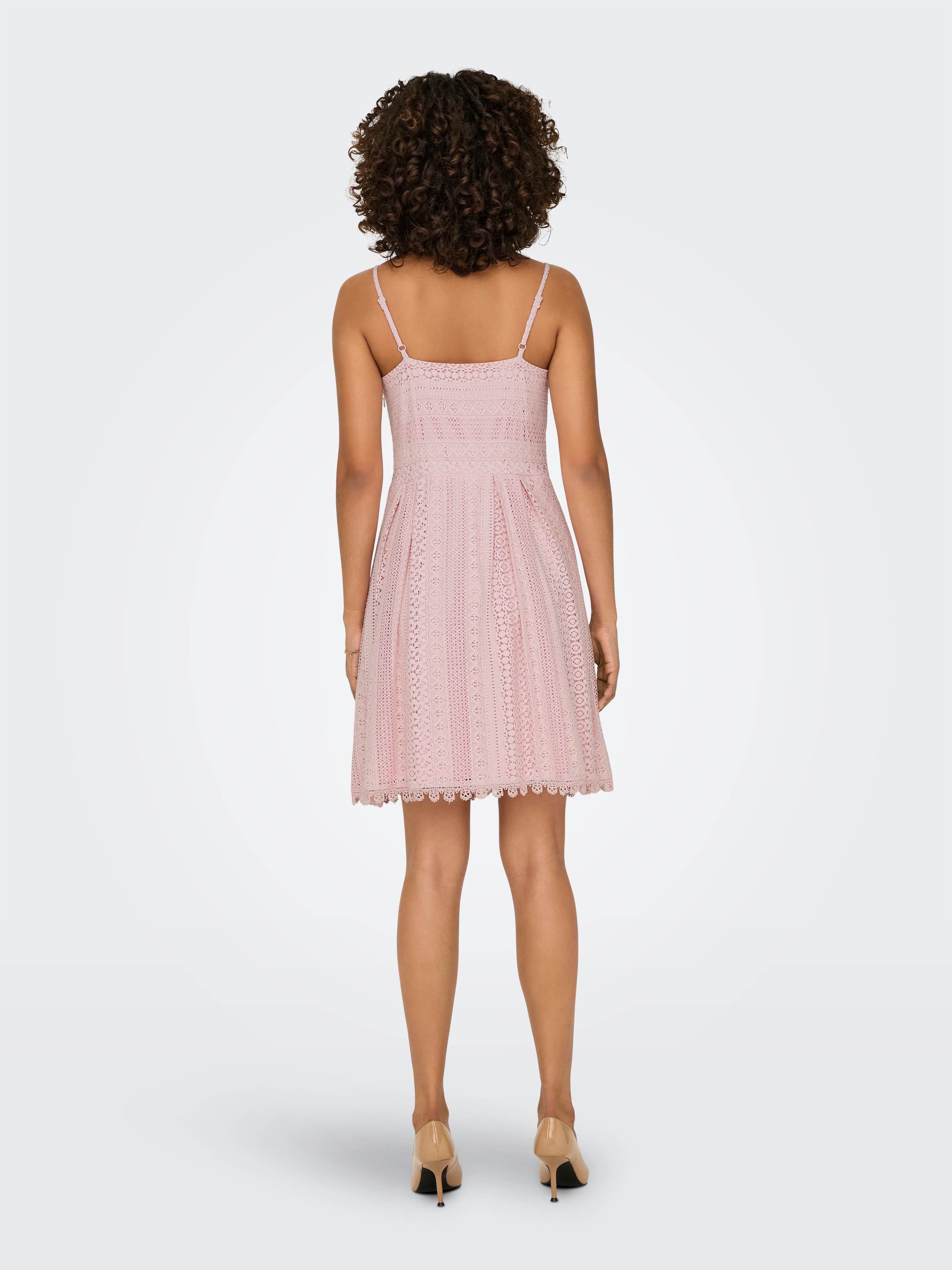 ONLY Trägerkleid »ONLHELENA – Trägerkleid aus Baumwolle für den Sommer« Baumwolle, regular fit, V-Ausschnitt
