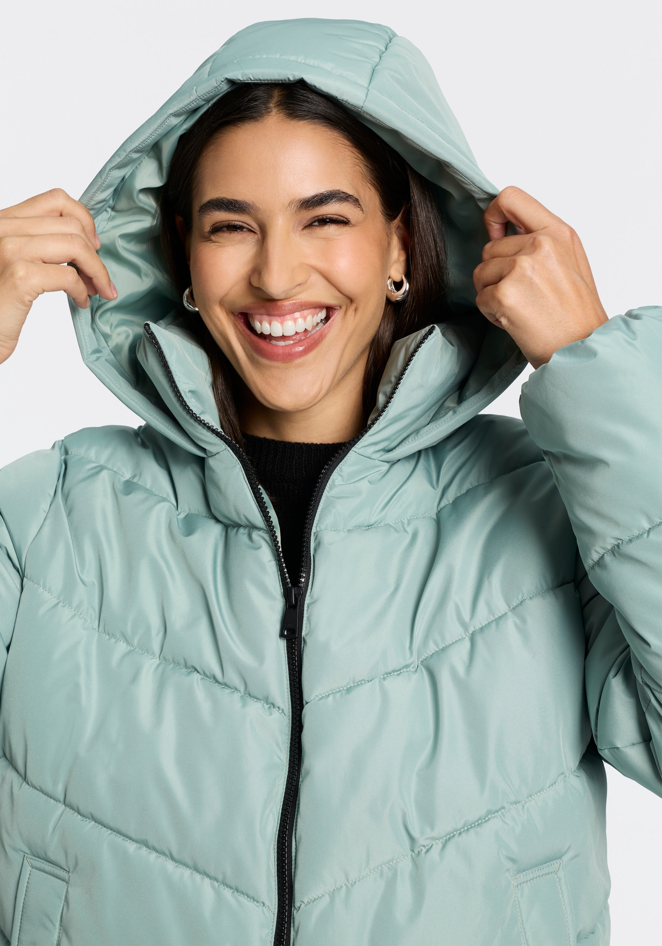 ONLY Steppjacke »ONLCLARISA PUFFER HOOD JACKET CS OTW« mit Kapuze Kunstfaser, Steppware, Kapuze, elastische Bündchen