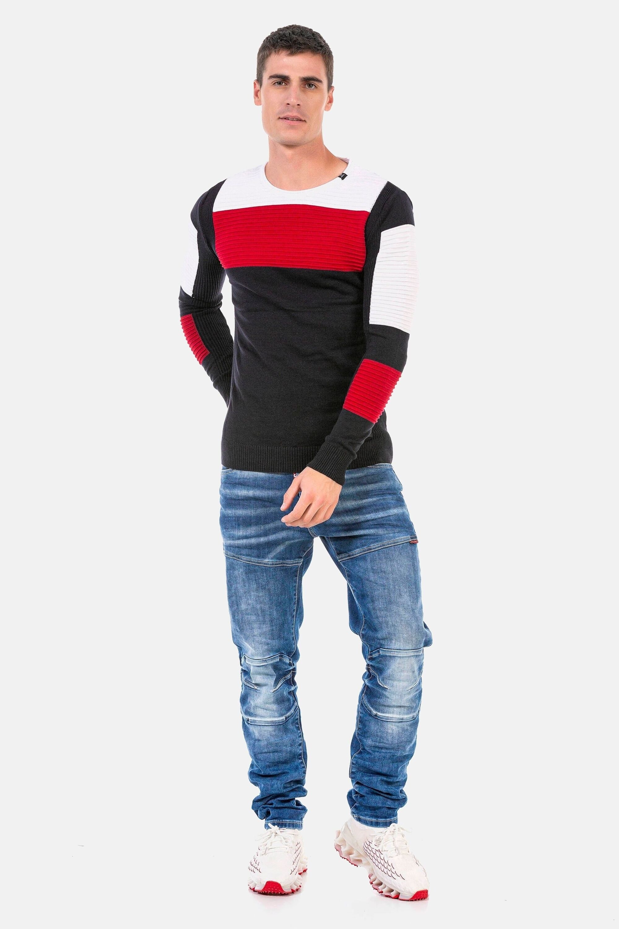 Cipo & Baxx Rundhalspullover »Pullover«, in extravagantem Strickdesign, CP247