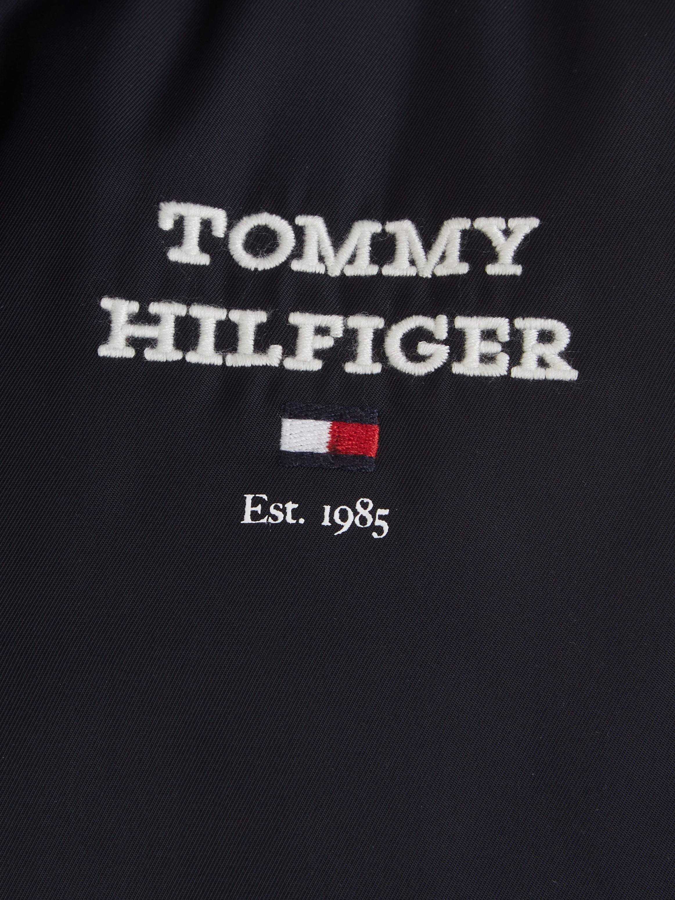 Tommy Hilfiger Bomberjacke »TH Logostickerei Kapuze, bestellen mit BOMBER auf | BAUR mit Brust LOGO der JACKET«