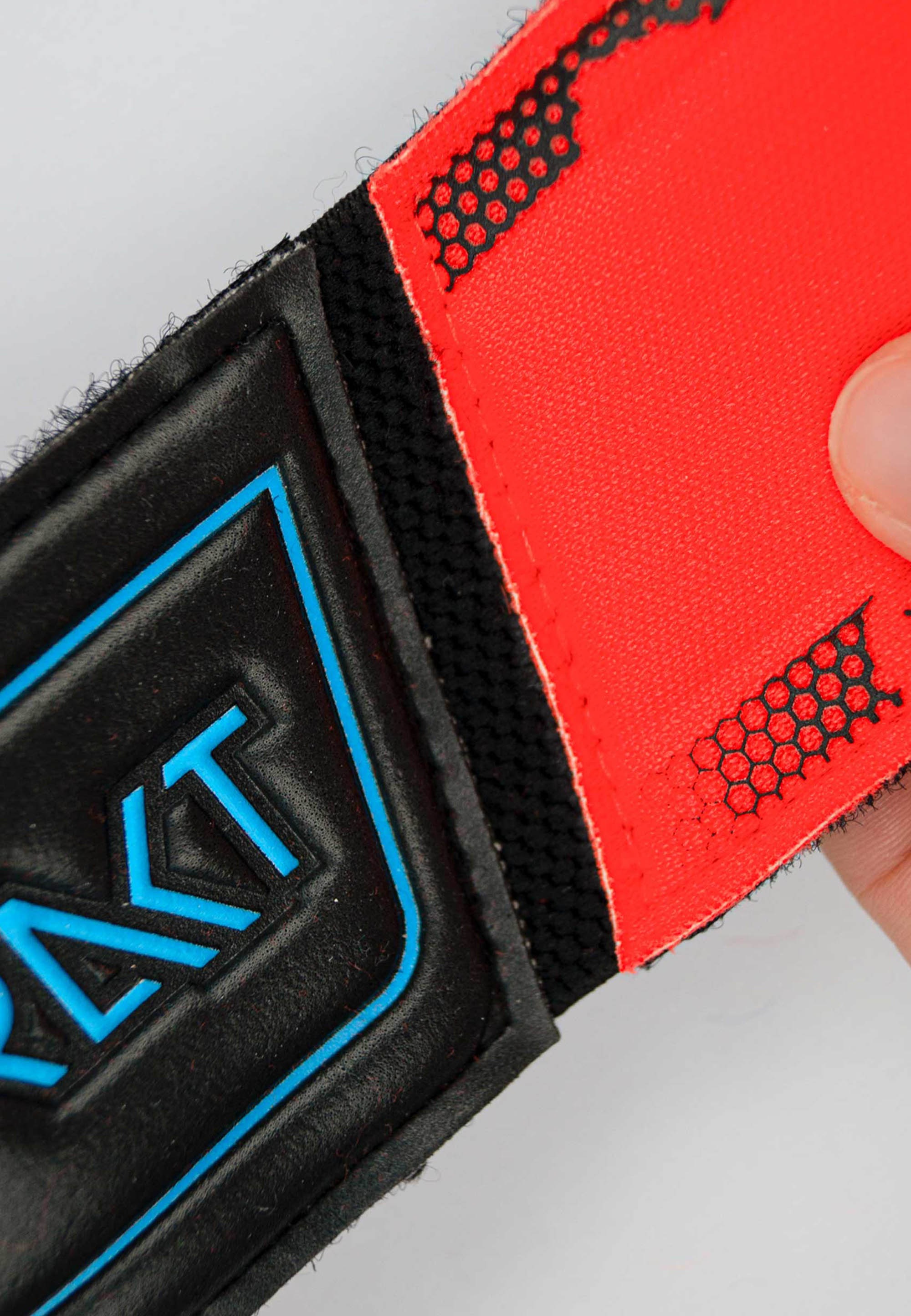 Reusch Torwarthandschuhe »Attrakt Freegel FusionOrthoTec Goaliator«, mit hervorragendem Grip