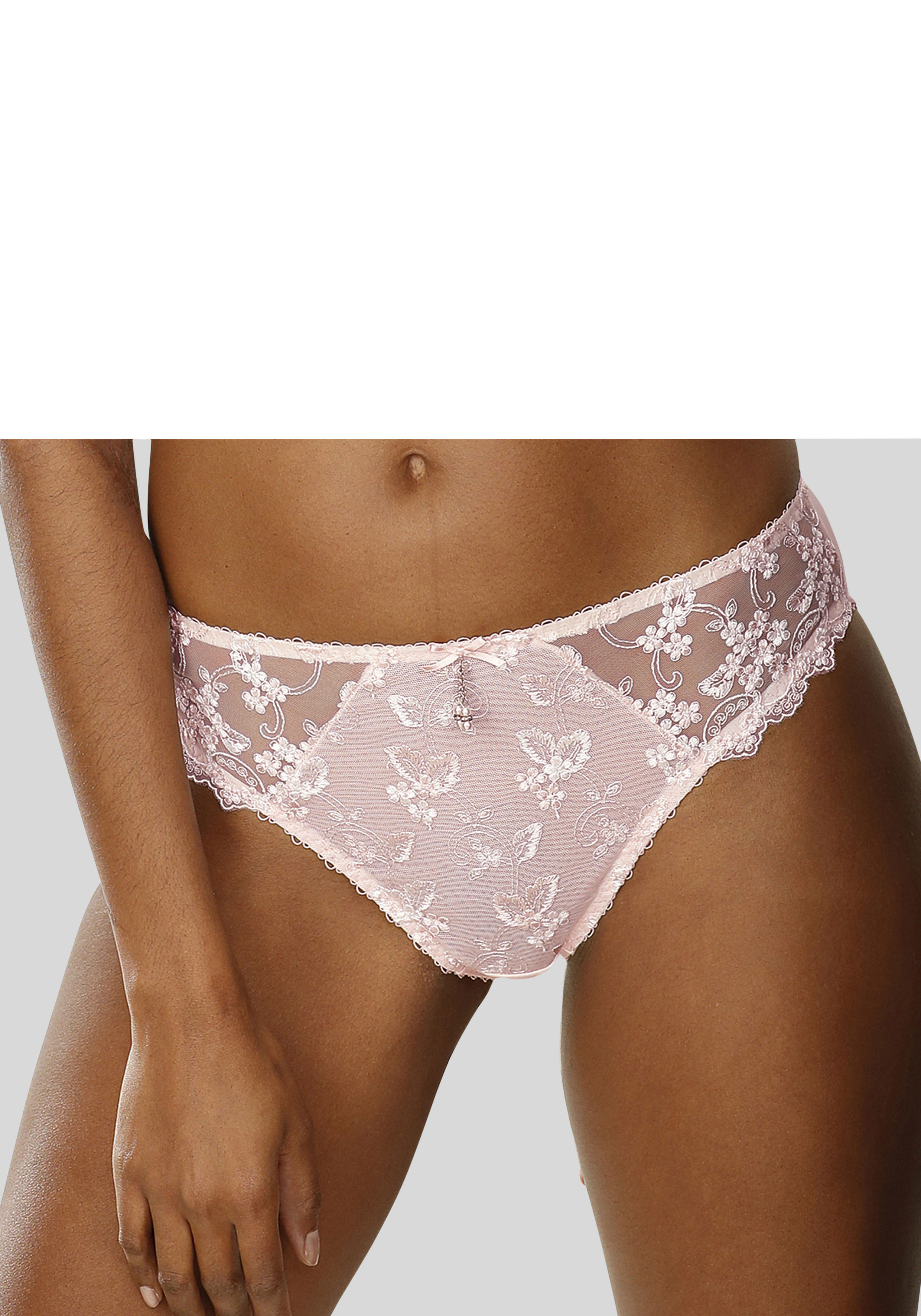 LASCANA Slip mit schöner Blümchen-Stickereispitze, als Dessous-Set kombinierbar