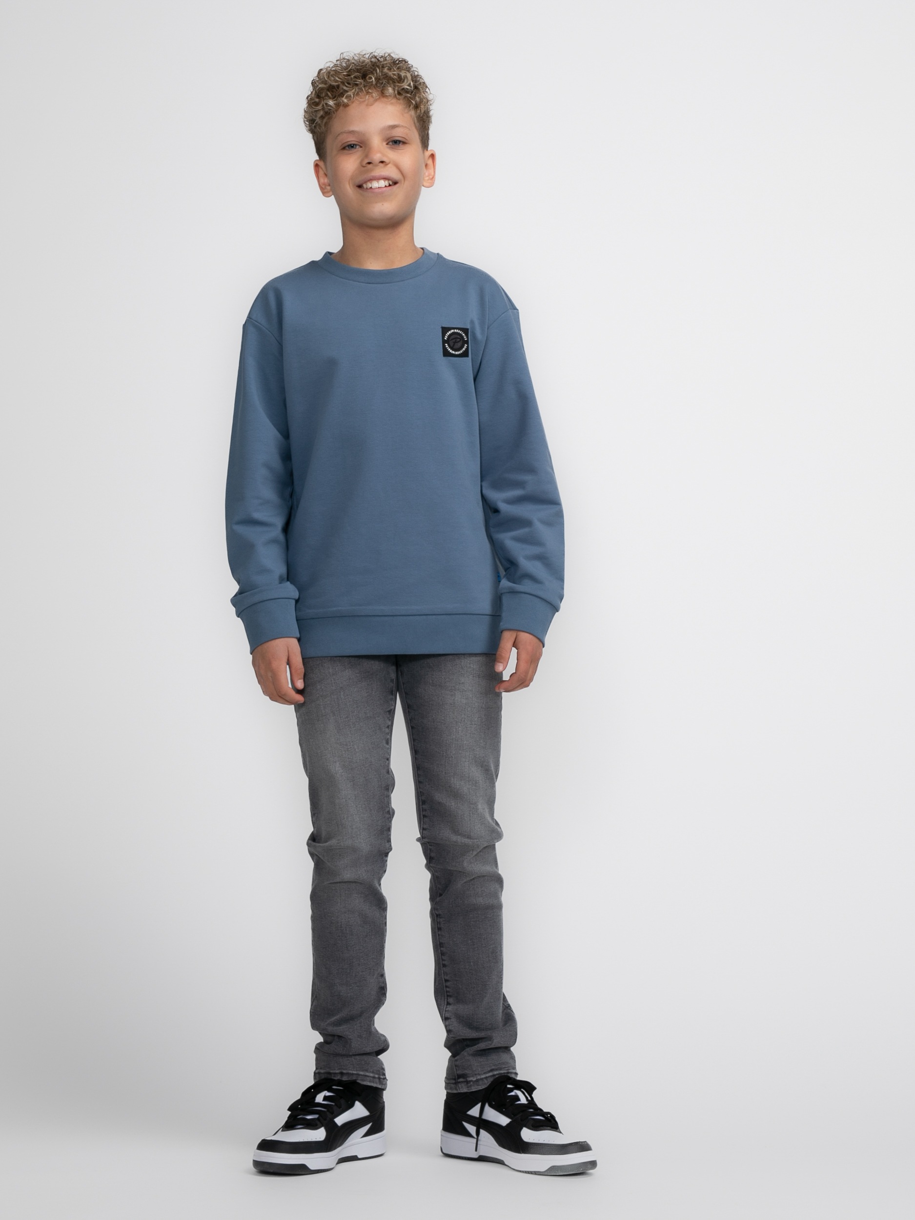 Petrol Industries Sweater, mit Prägung auf der Brust