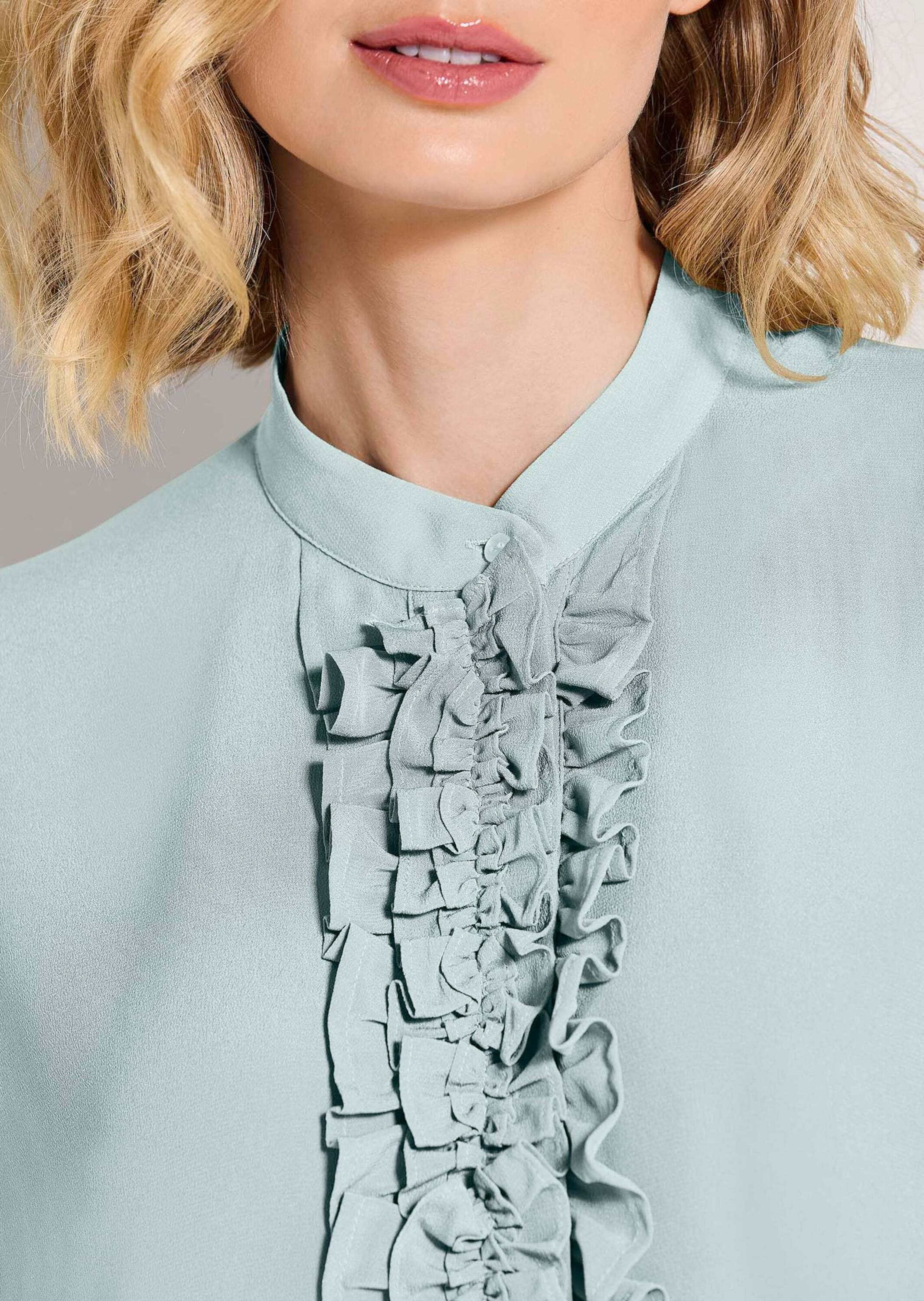 MADELEINE Kurzarmbluse »Blusenshirt Elegante Seidenbluse mit Rüschen« Bluse Durchgeknöpft und mit Rüschendetails